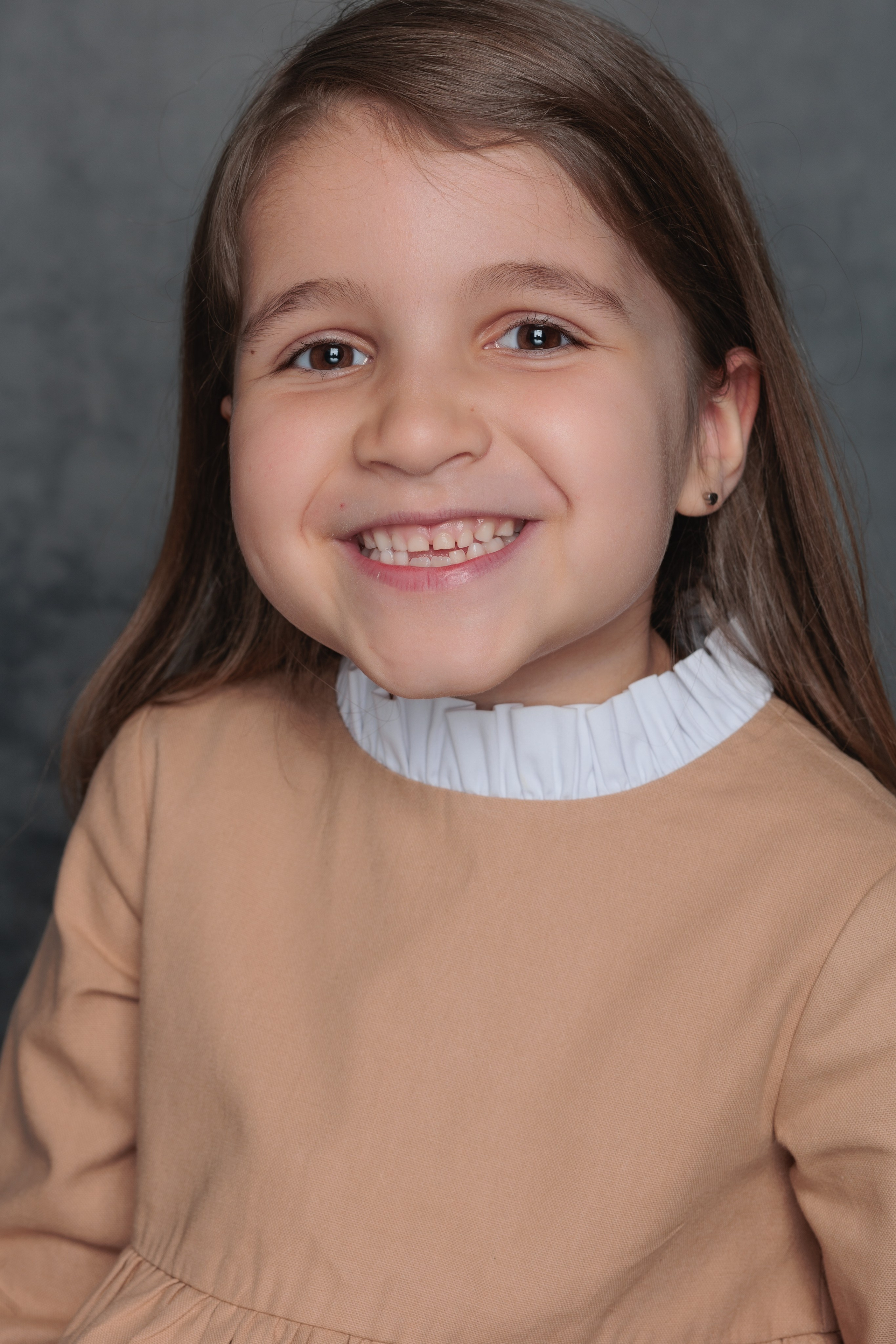 НАОМИ. Я фотограф из Москвы к Вашим услугам