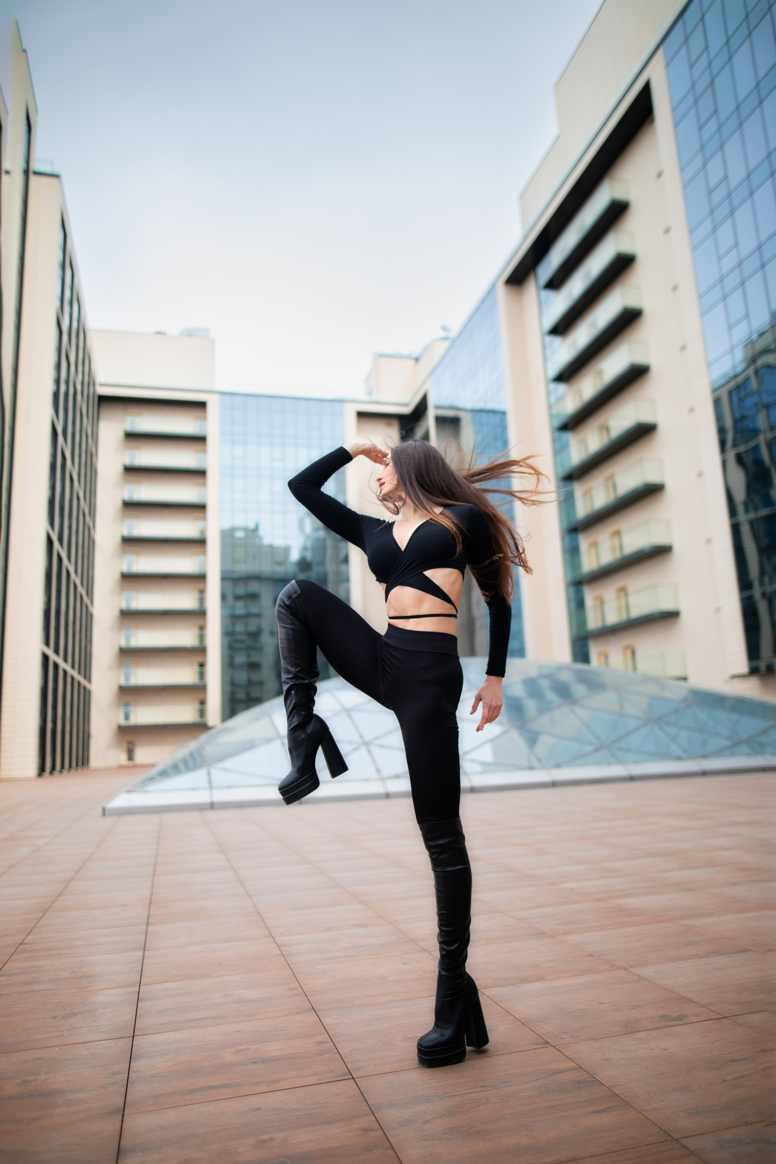 Фотосет с Викторией на крыше бизнес-центра в формате для «себя»