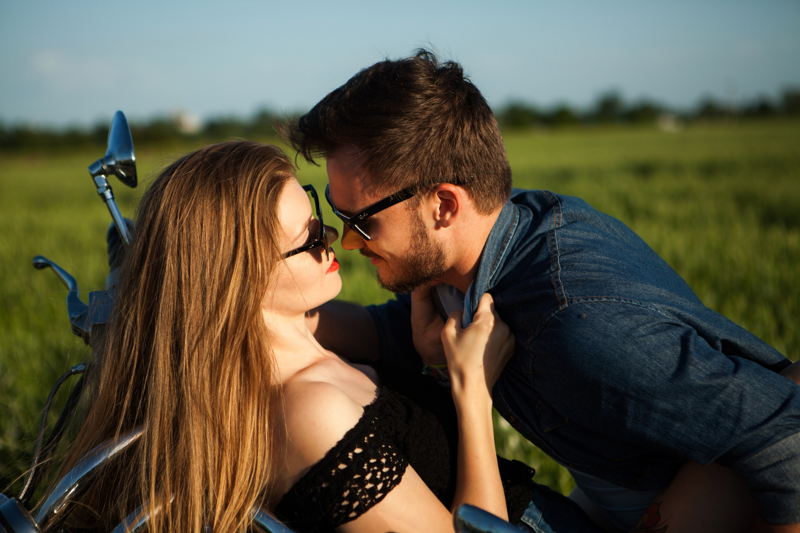 Сергей, Евгения и мотоцикл. Семейный и детский фотограф в Краснодаре Брусилова Марина