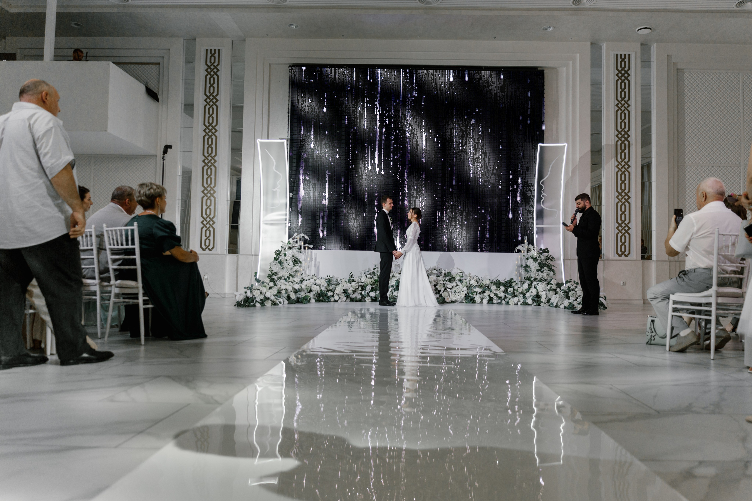 Кририлл и Любовь. Свадебный фотограф в Пятигорске и КМВ Софья Аджикеримова