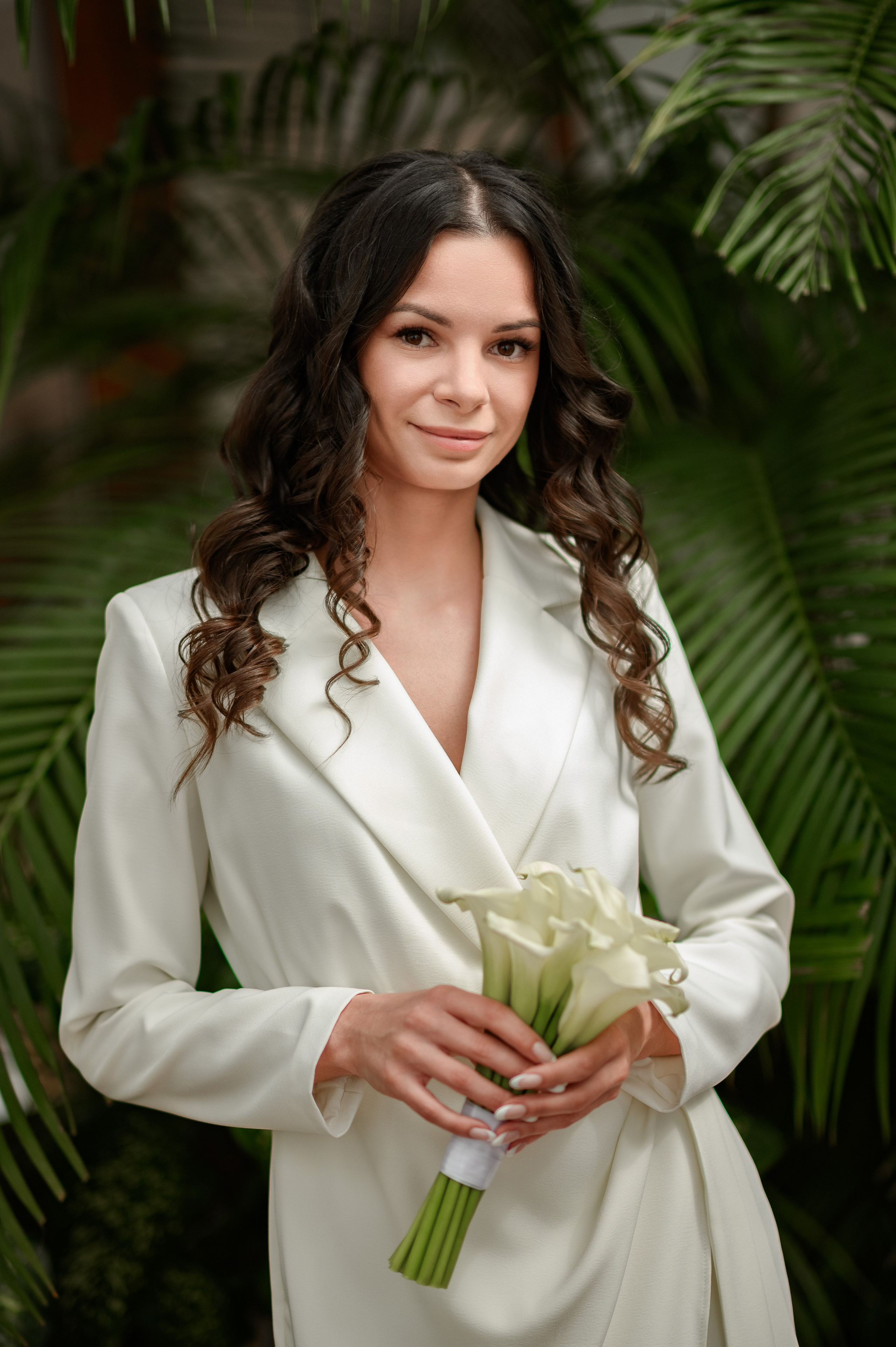 Услуги фотографа в СПб на свадьбе от 9000 рублей.