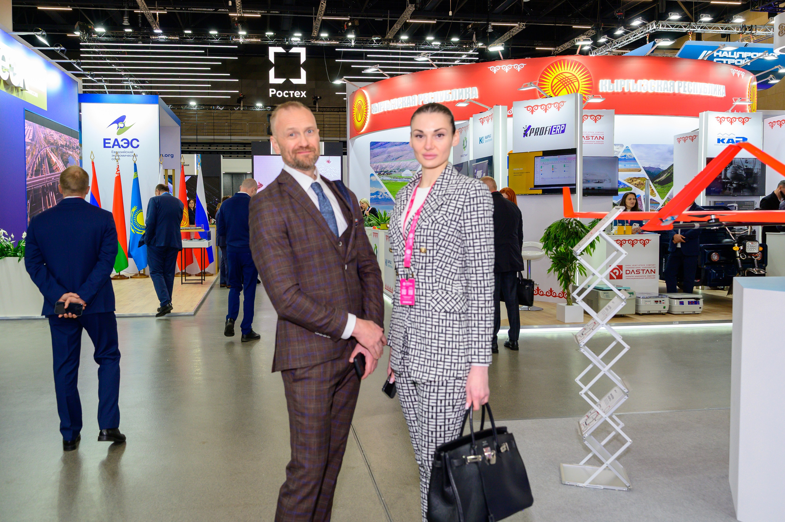 BigindustrialweekBelarus. Фотоуслуги, услуги фотографа, фотографирование важных событий