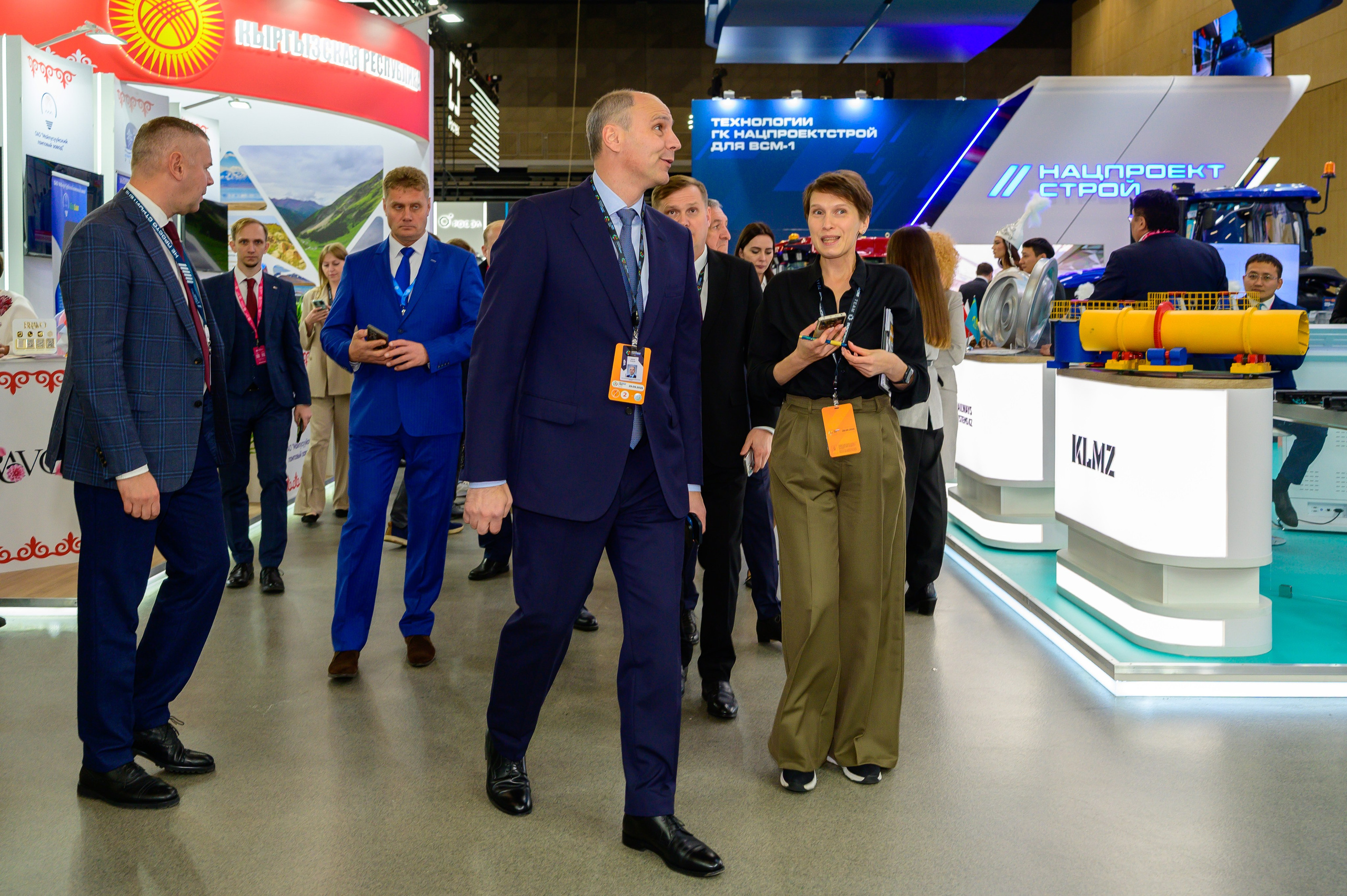 BigindustrialweekBelarus. Фотоуслуги, услуги фотографа, фотографирование важных событий