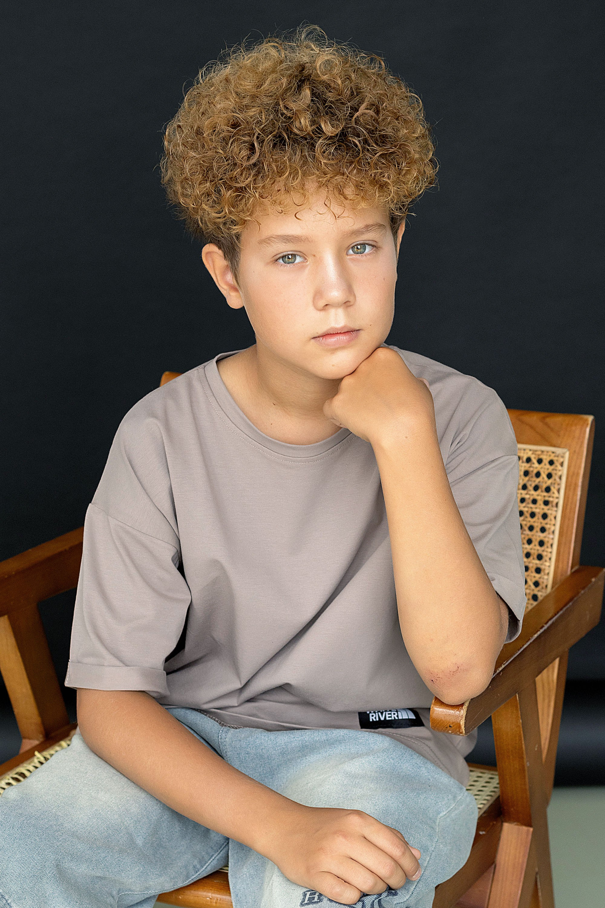 Мальчик модель Оскар В. в СПб