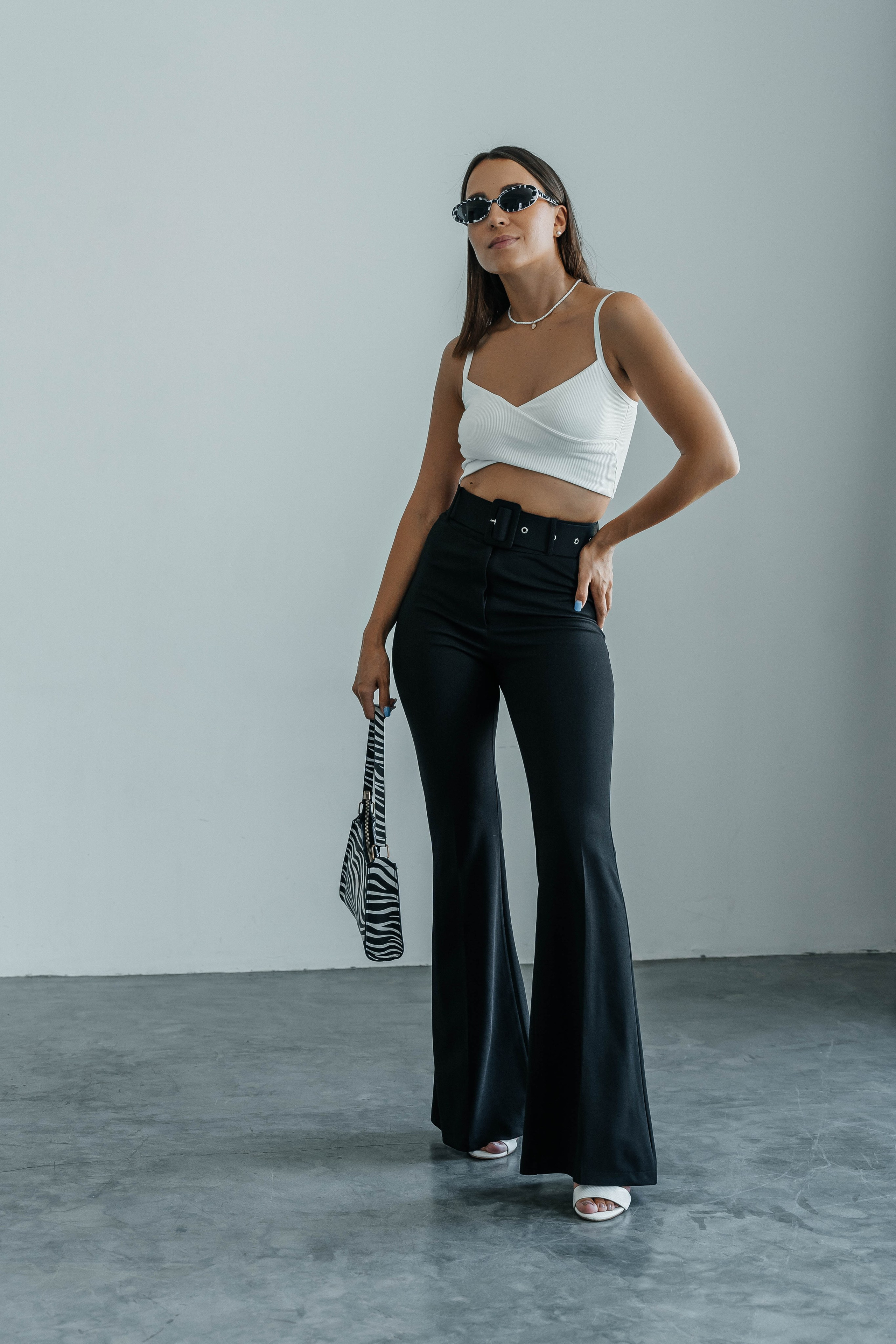 Съемки в интерьере студий. Виктория Алпеева — фотограф по любви