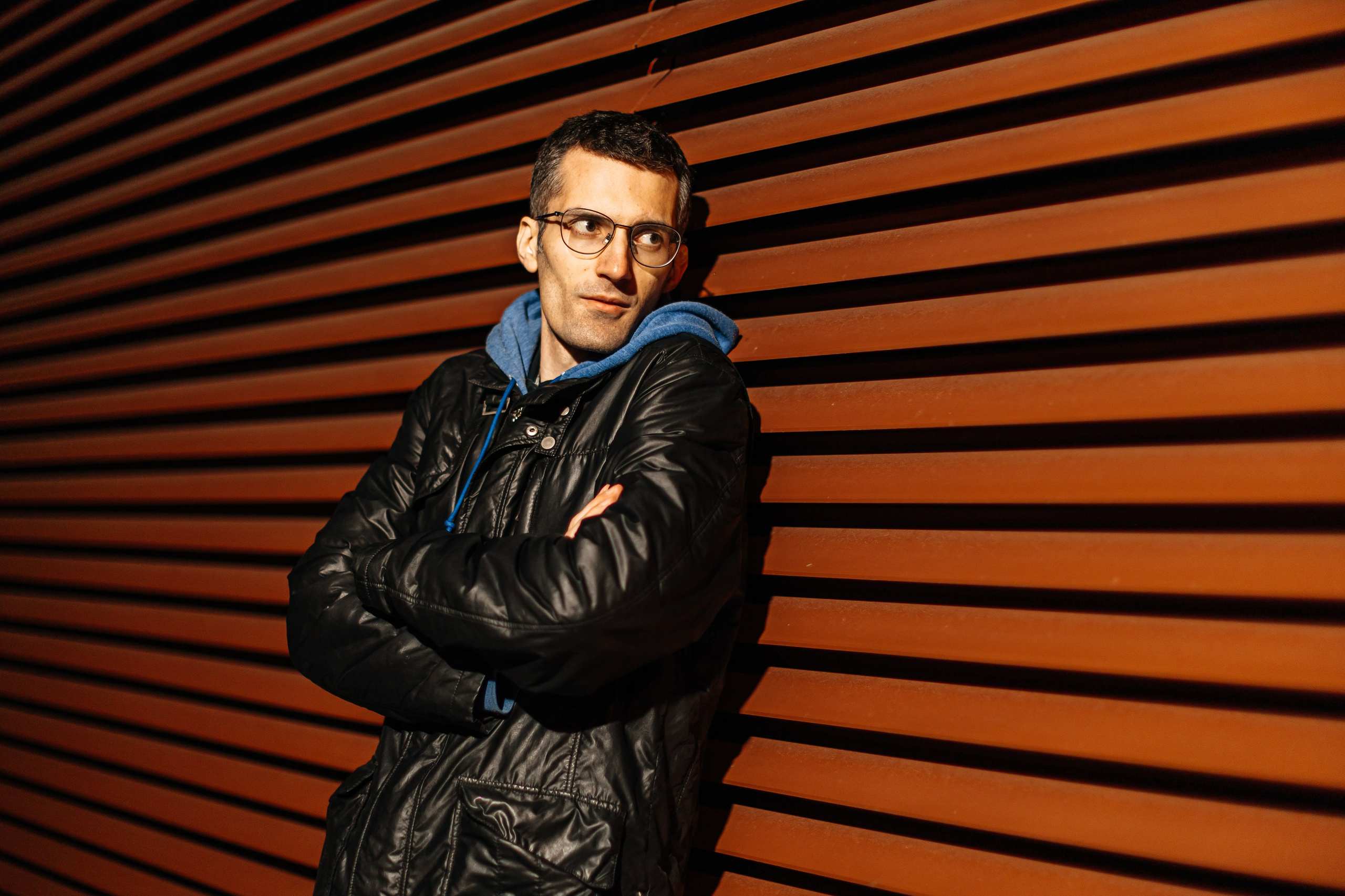 Мужской портрет, уличная фото съёмка. Александр Оношкин. Свадебный фотограф в Екатеринбурге