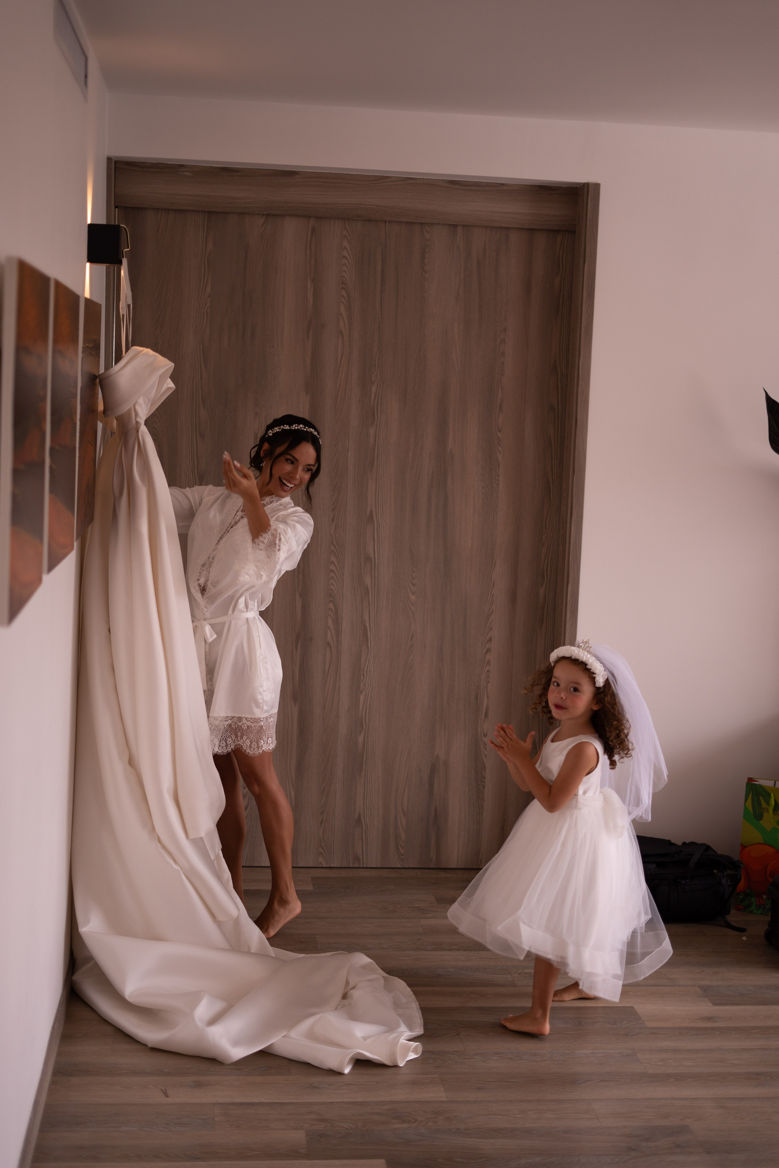 Natalia and Germano. Wedding Photographer in Barcelona and Medellin