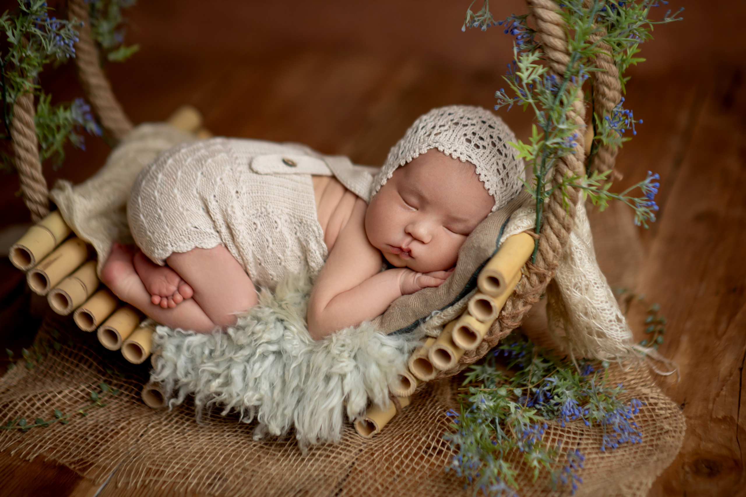 Newborn. Творческая команда Ульяшевы, свадебная и семейная фотография. Кахахста