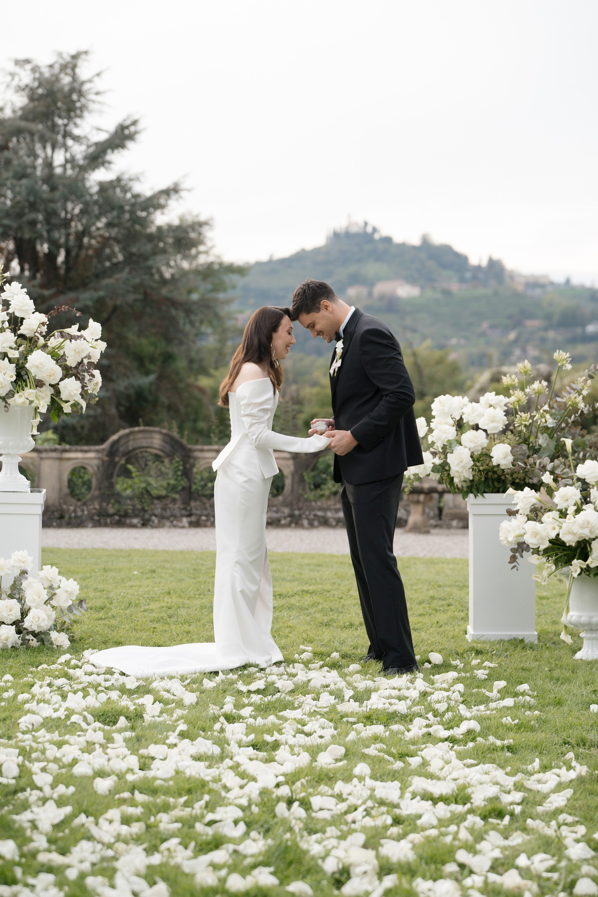 Villa Ponti Greppi Wedding. Valeria Coconova Photographer Italy Como Milan