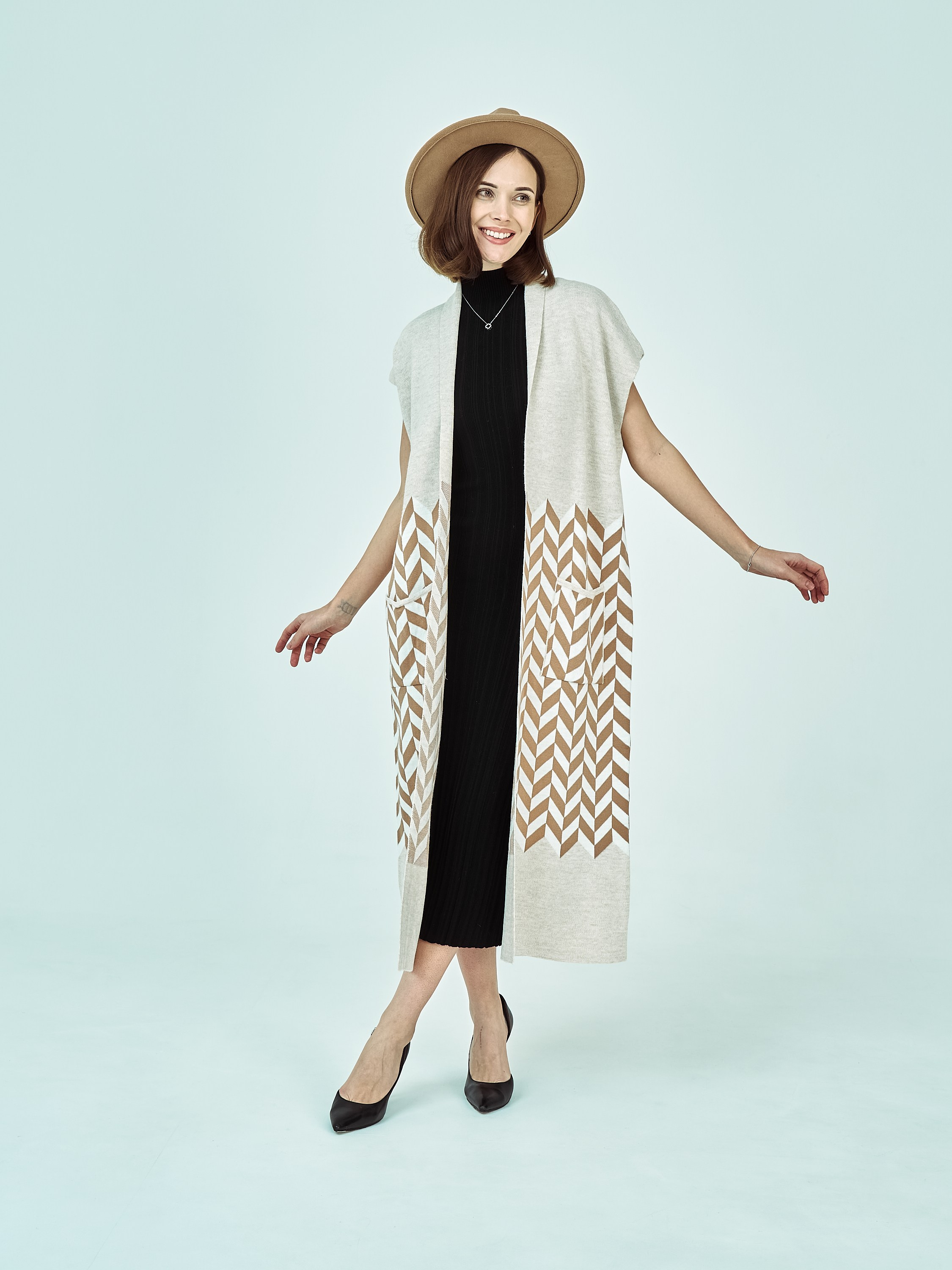 Модельная фотосъёмка кардиганов для Wildberries