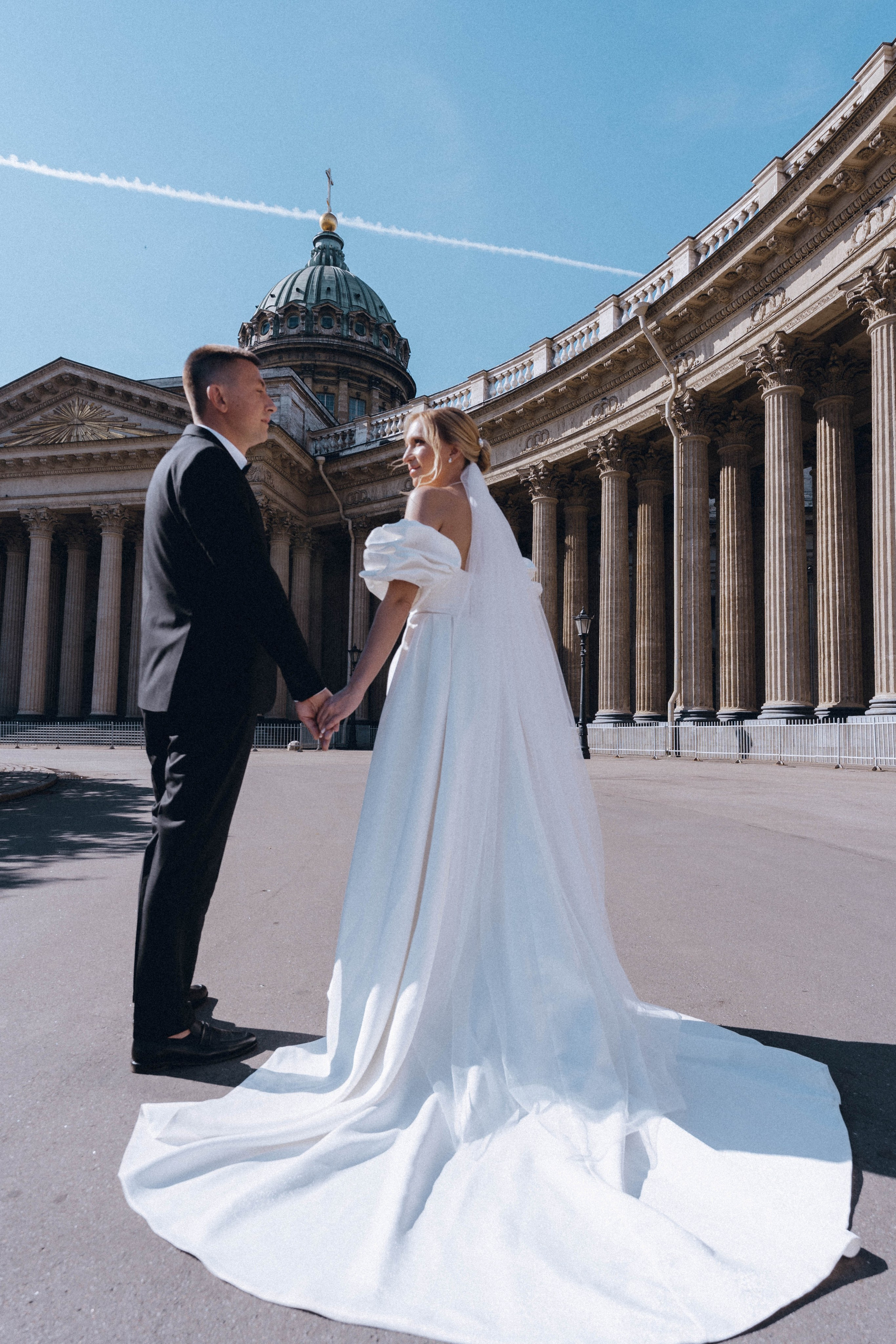 СВАДЕНБНАЯ СЬЕМКА НА КАТЕРЕ ПО КАНАЛАМ САНКТ-ПЕТЕРБУРГА И В АКВАТОРИИ НЕВЫ. Профессиональный фотограф, Санкт-Петербург — Виктория Богомолова