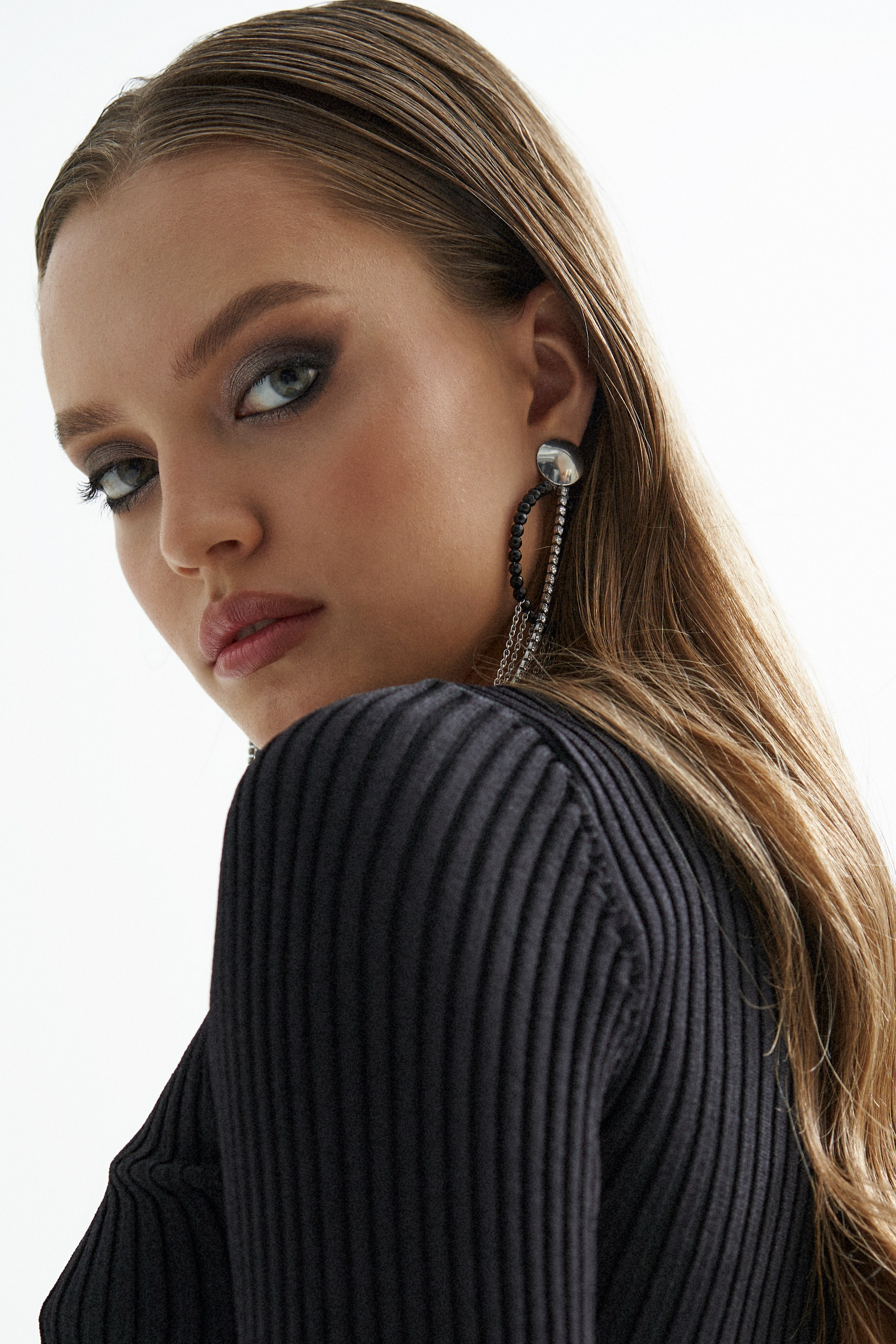 Stefaniya for a jewelry and clothing brand lookbook. Ekaterina-samoylova.com