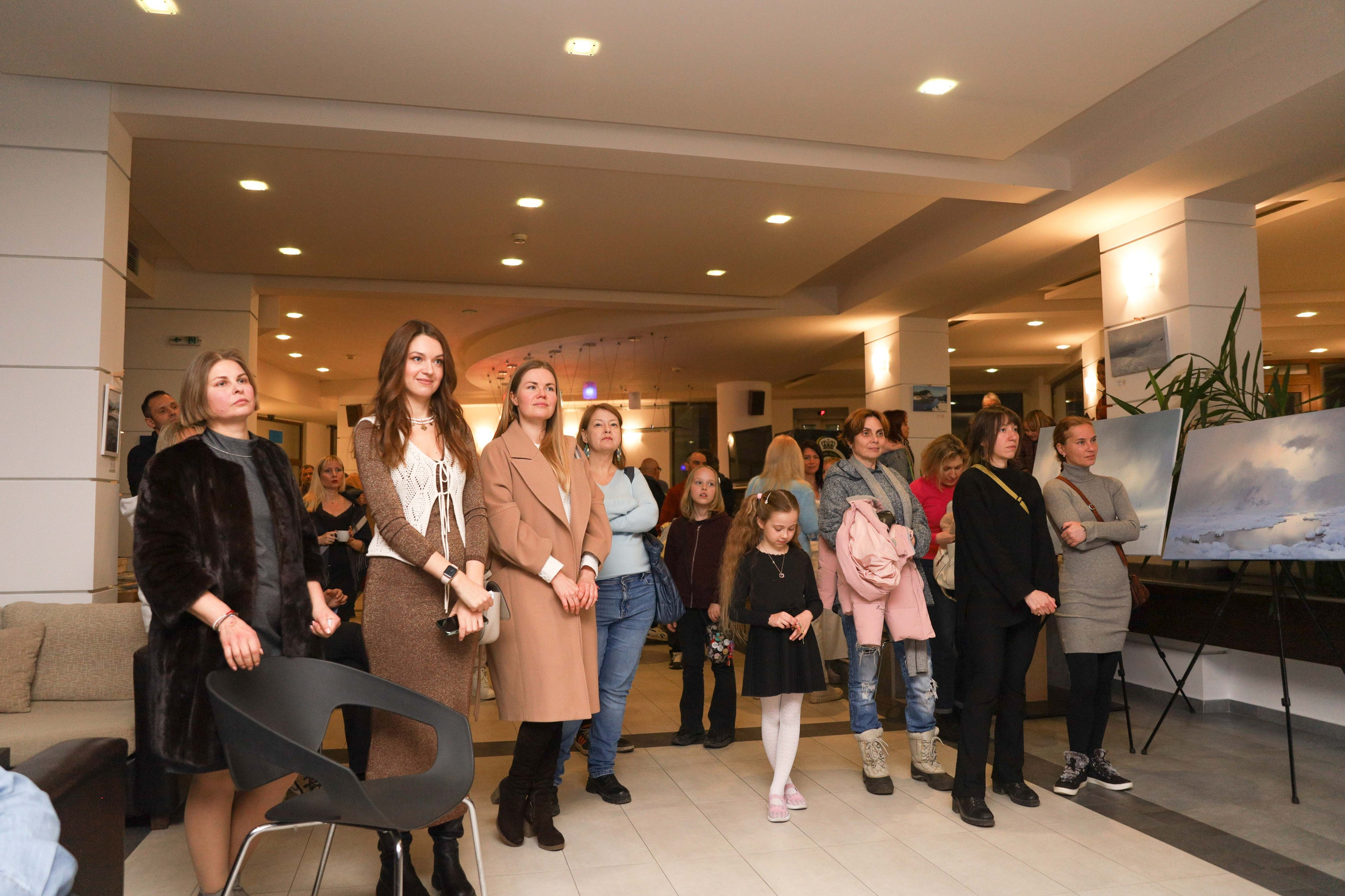 Изложба на Татьяна Дердей. Лариса Богомолова. Фотограф. Видеограф. Болгария