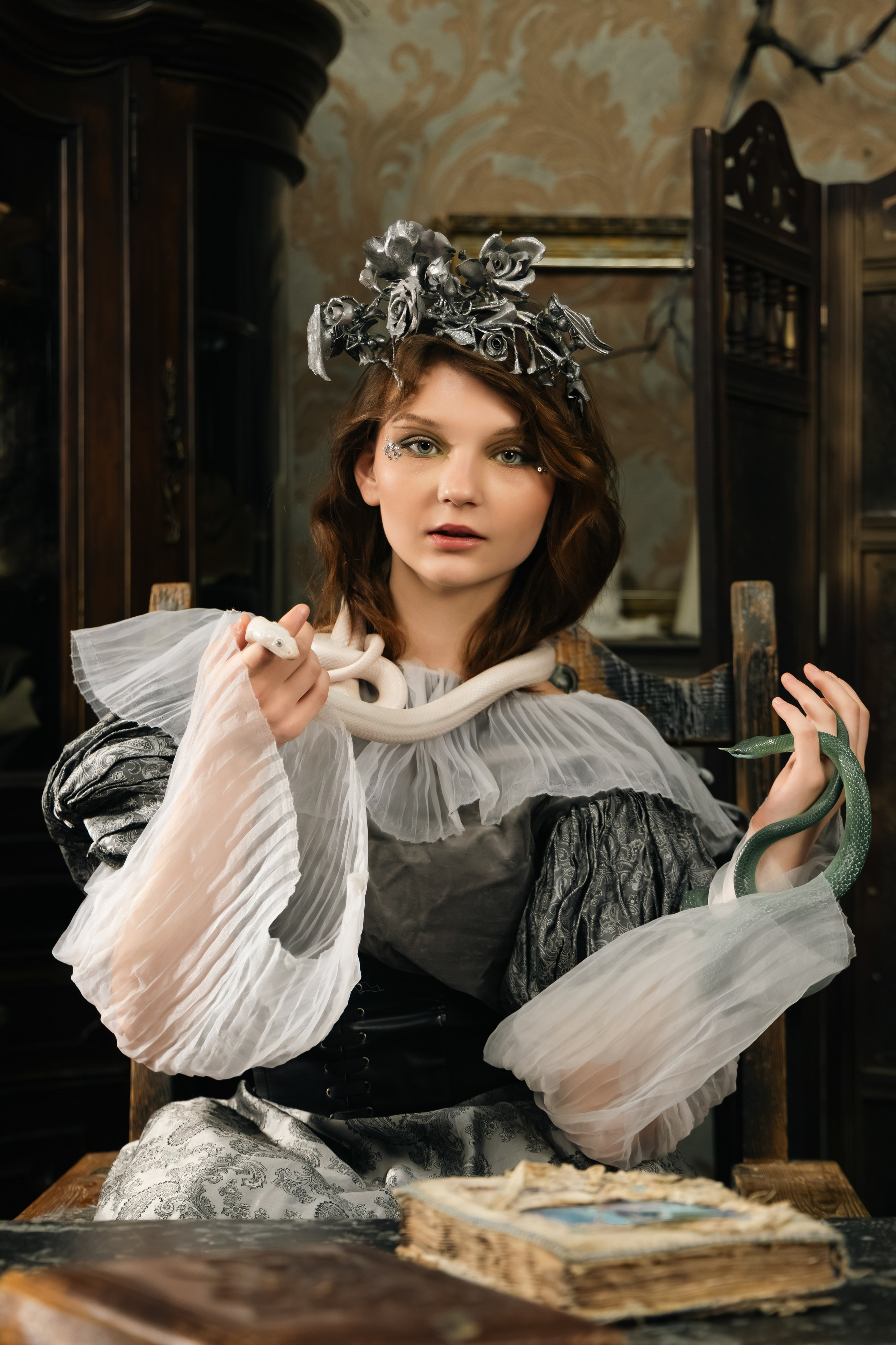 «World Fashion Magazine» фотосъёмка для журнала. Photomantis