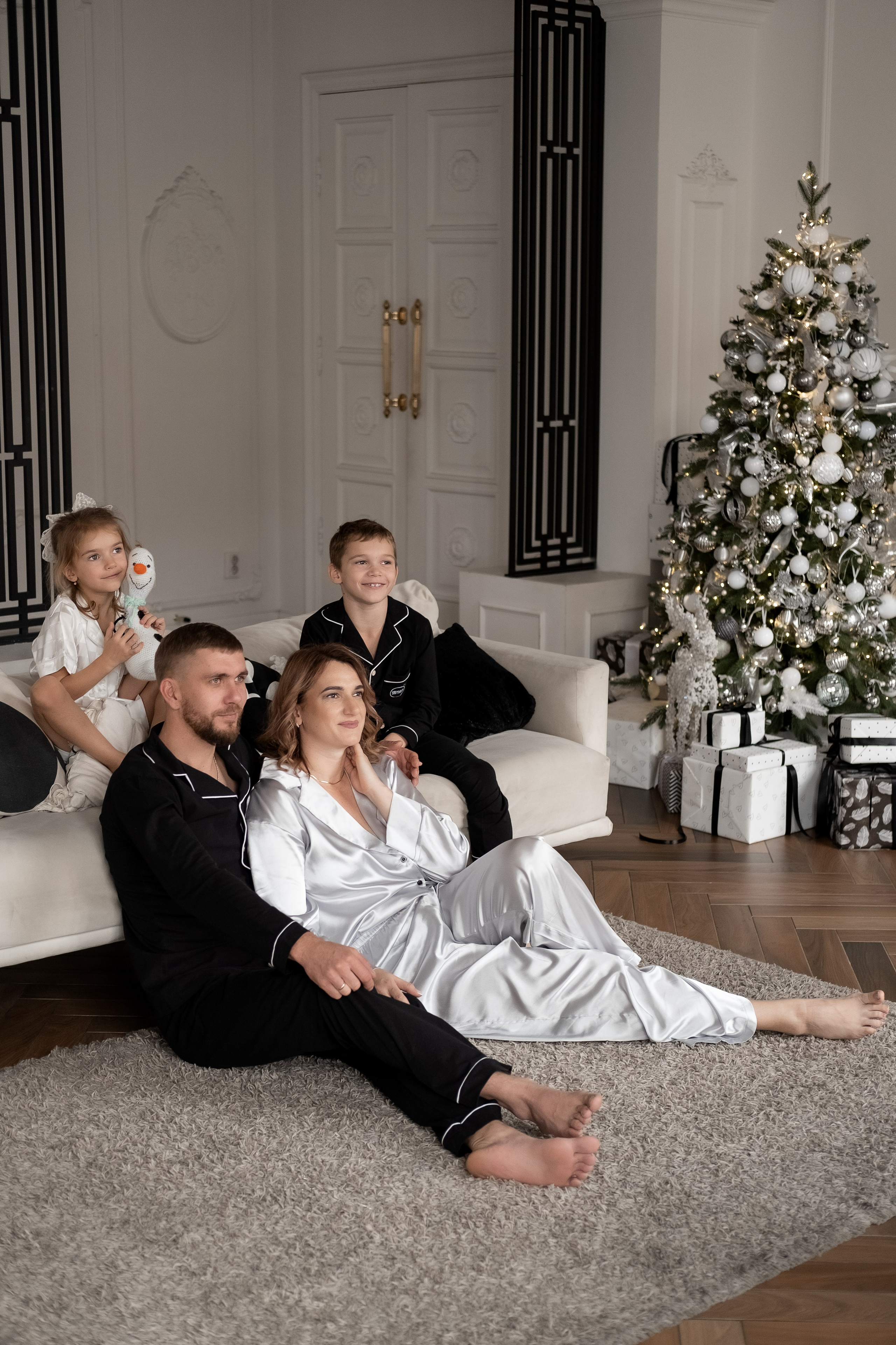 Семейная история Наташи Михаила Виктории и Марка. Семейный и женский фотограф в Санкт-Петербурге