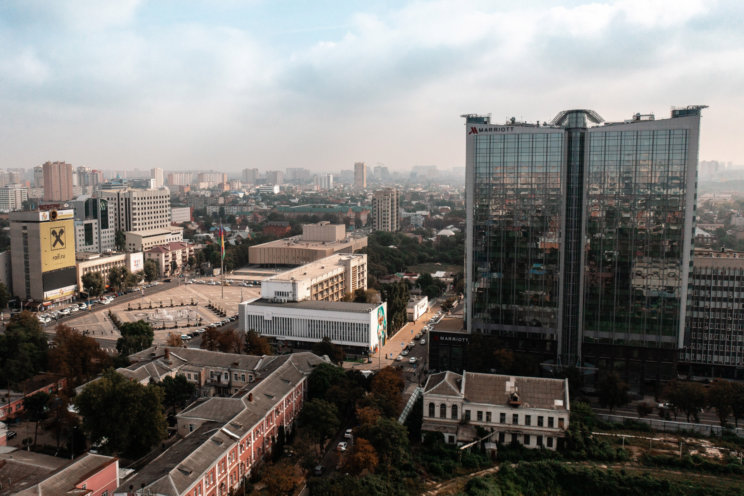 Красивая летняя свадьба в Краснодаре. Архитектурный и интерьерный фотограф в Краснодаре | Дмитрий Демской