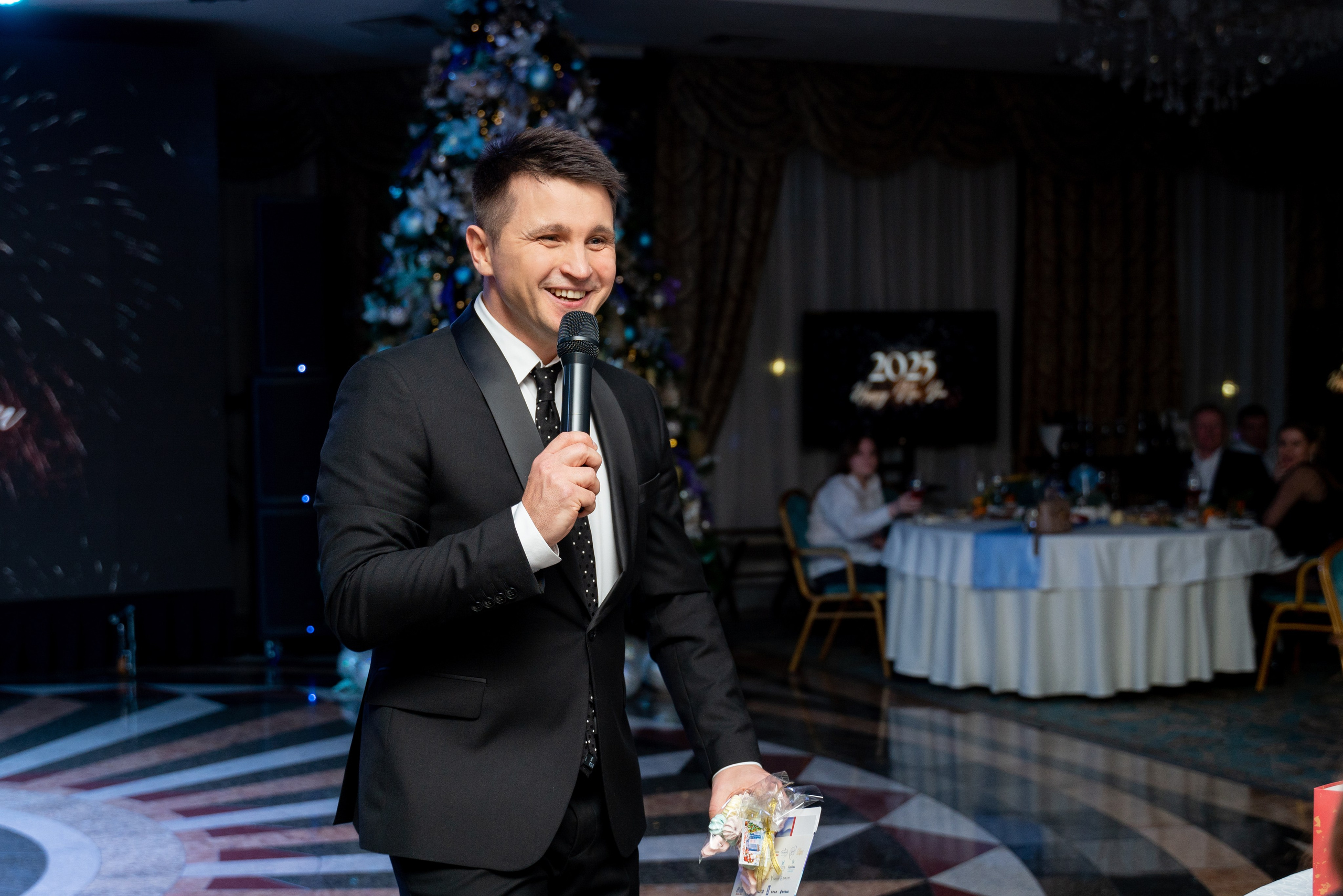 НОВОГОДНЯЯ НОЧЬ 2025 ВИДГОФ. Фотограф на любое мероприятие