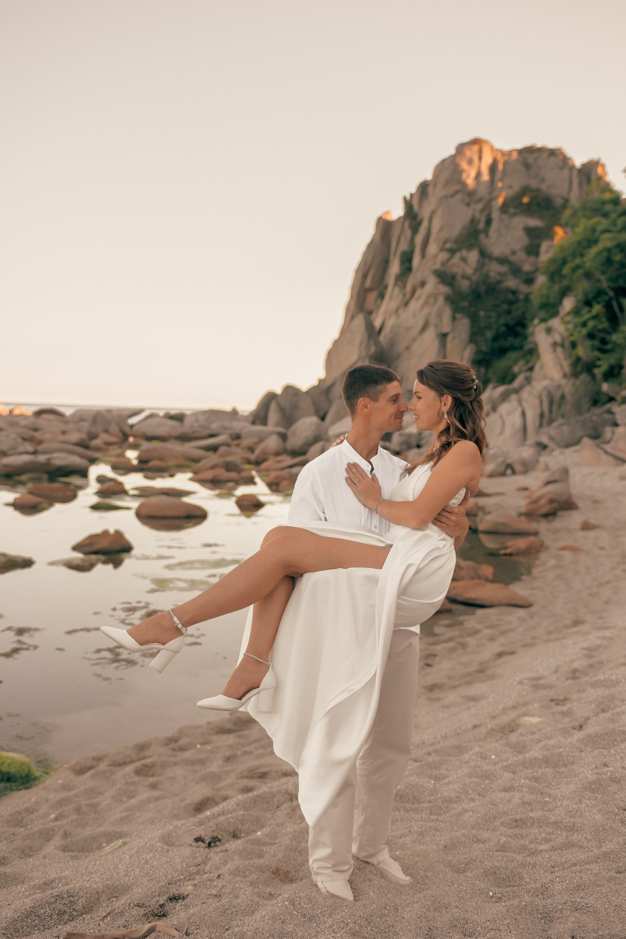 Свадьбы / love story. Семейный и свадебный фотограф Элеонора Головёнкина Калининград — Находка