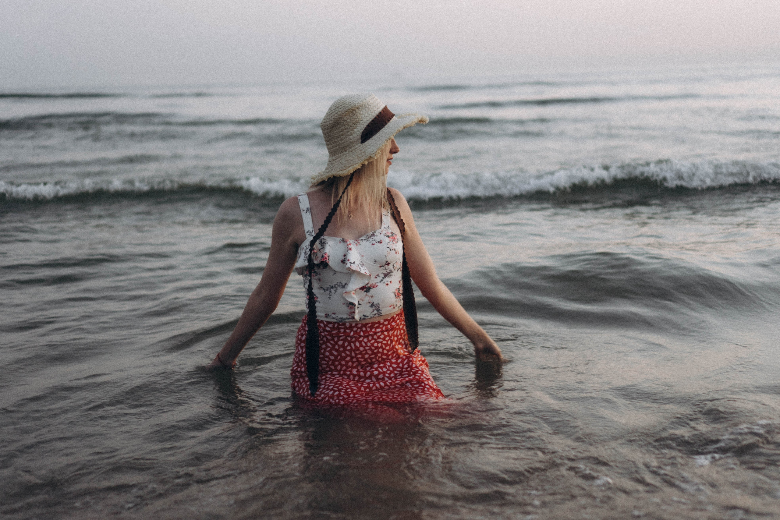 Июльский вечер на берегу черного моря. Профессиональный фотограф, Санкт-Петербург — Виктория Богомолова