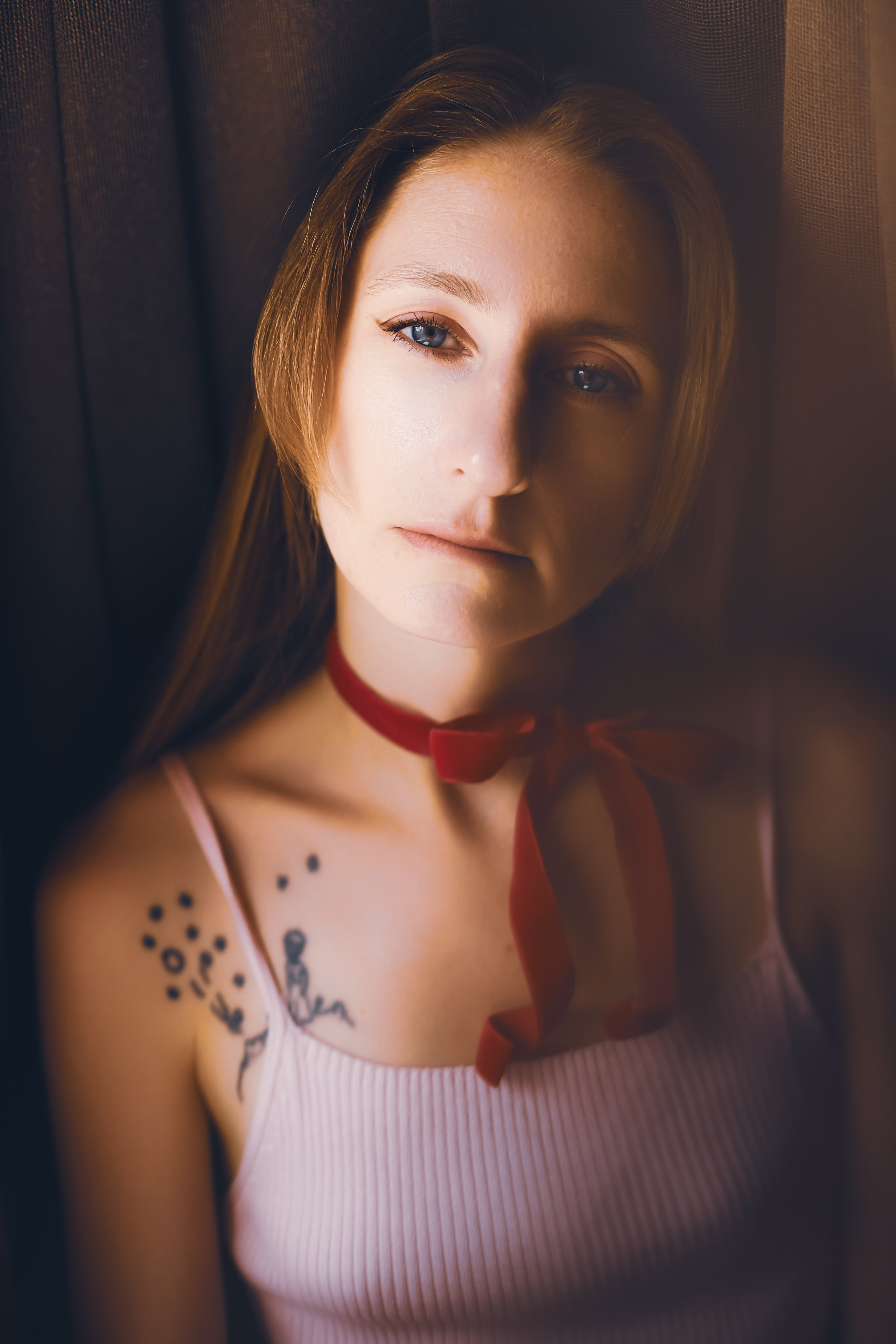 Таня. Съемка в домашних условиях с естественным светом. Портретный и эротический фотограф Ирина Подборская (18+)
