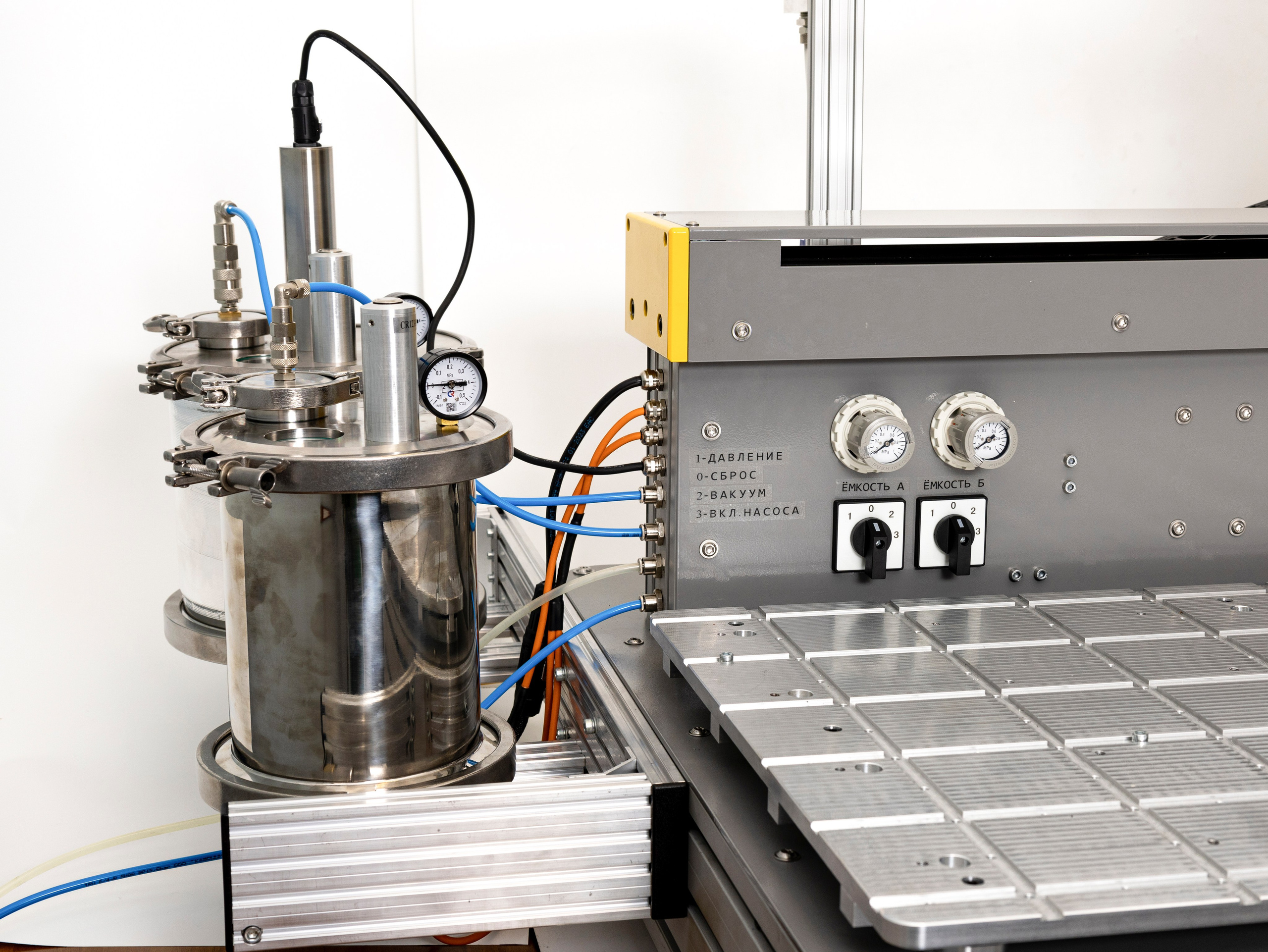 Предметная фотография технических и электрических приборов. Предметный фотограф в Москве и Московской области