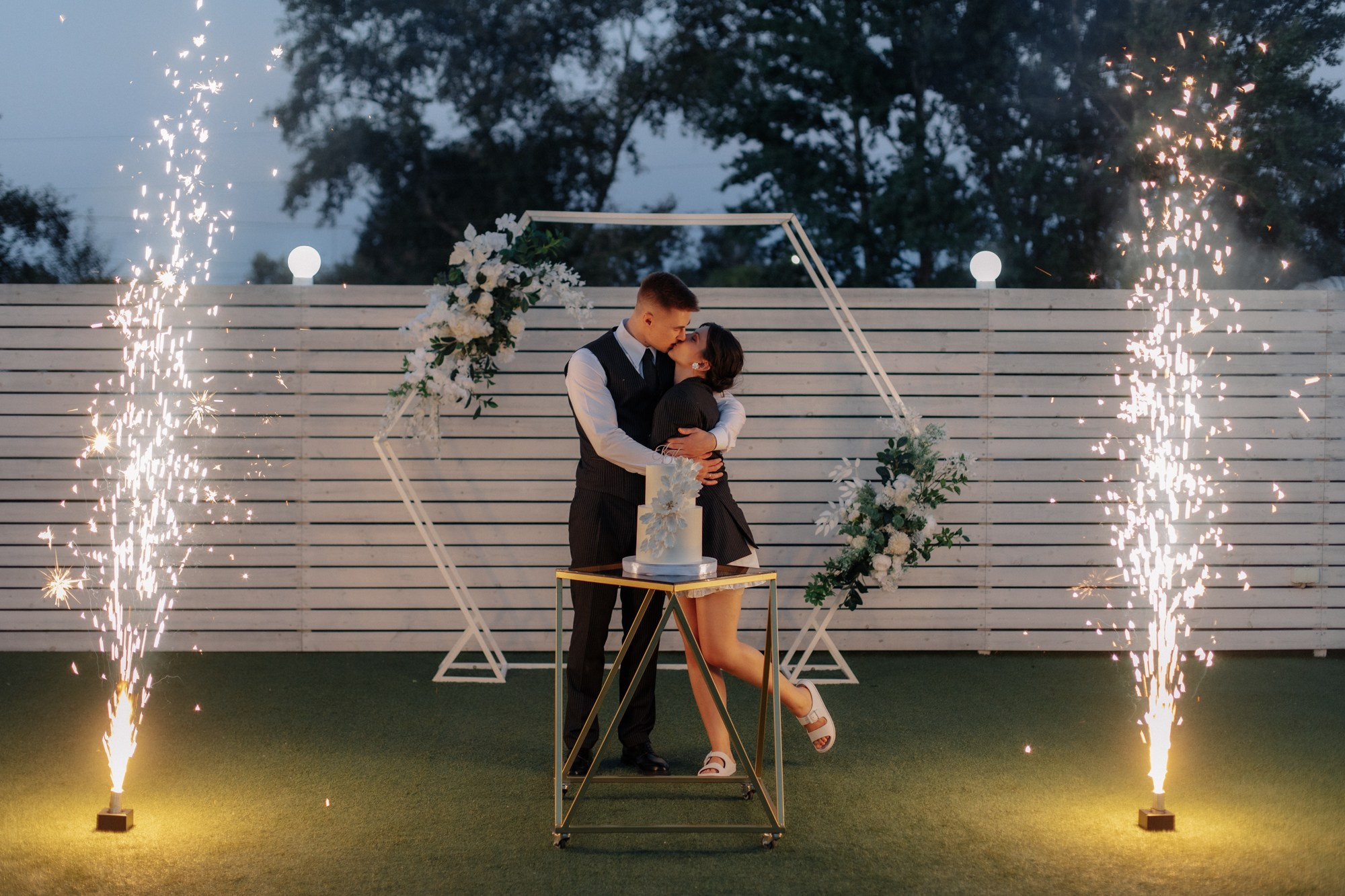 Кирилл и Карина. Свадебный и портретный фотограф в Омске Антон Карев