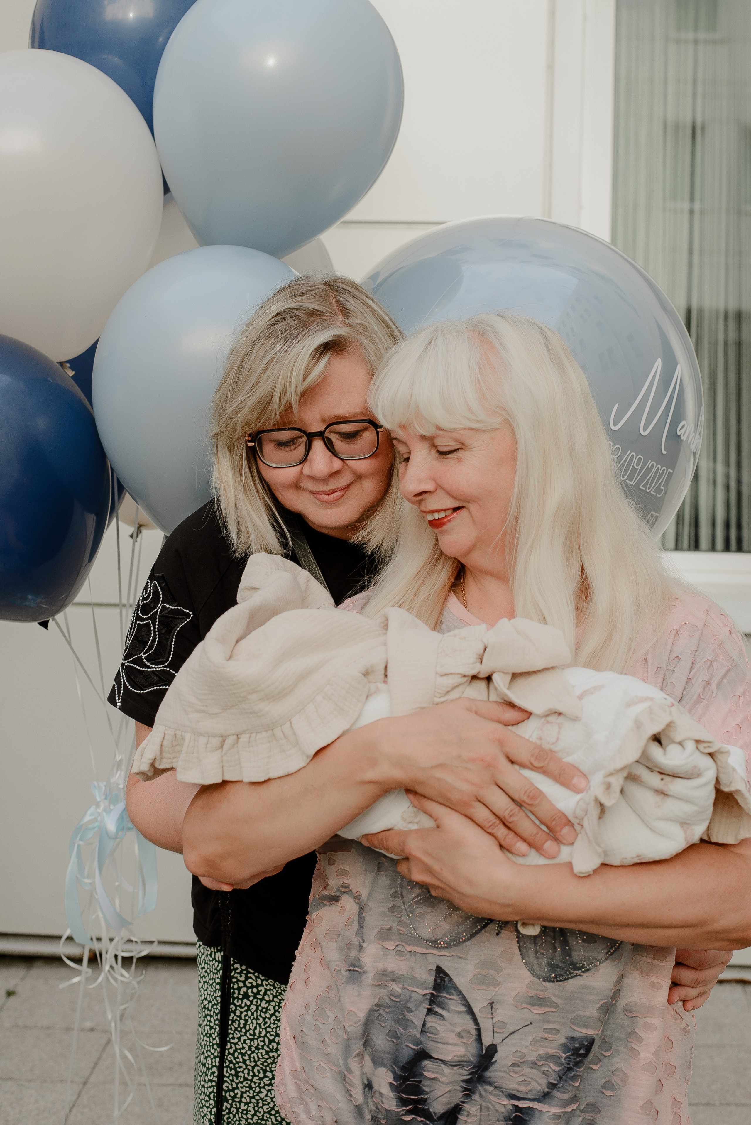 Выписка. Дина — ваш фотограф в Коломне и Москве. Живые портреты, любимые люди, важные события. Всё, что хочется помнить