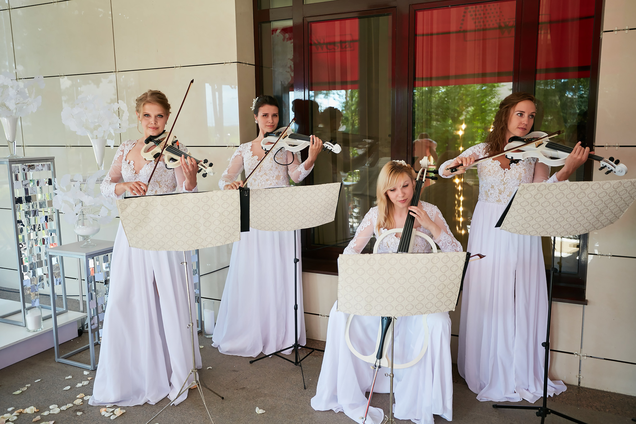 Денис и Вероника. Фотограф в Минске. Фотосессия на природе и в отеле
