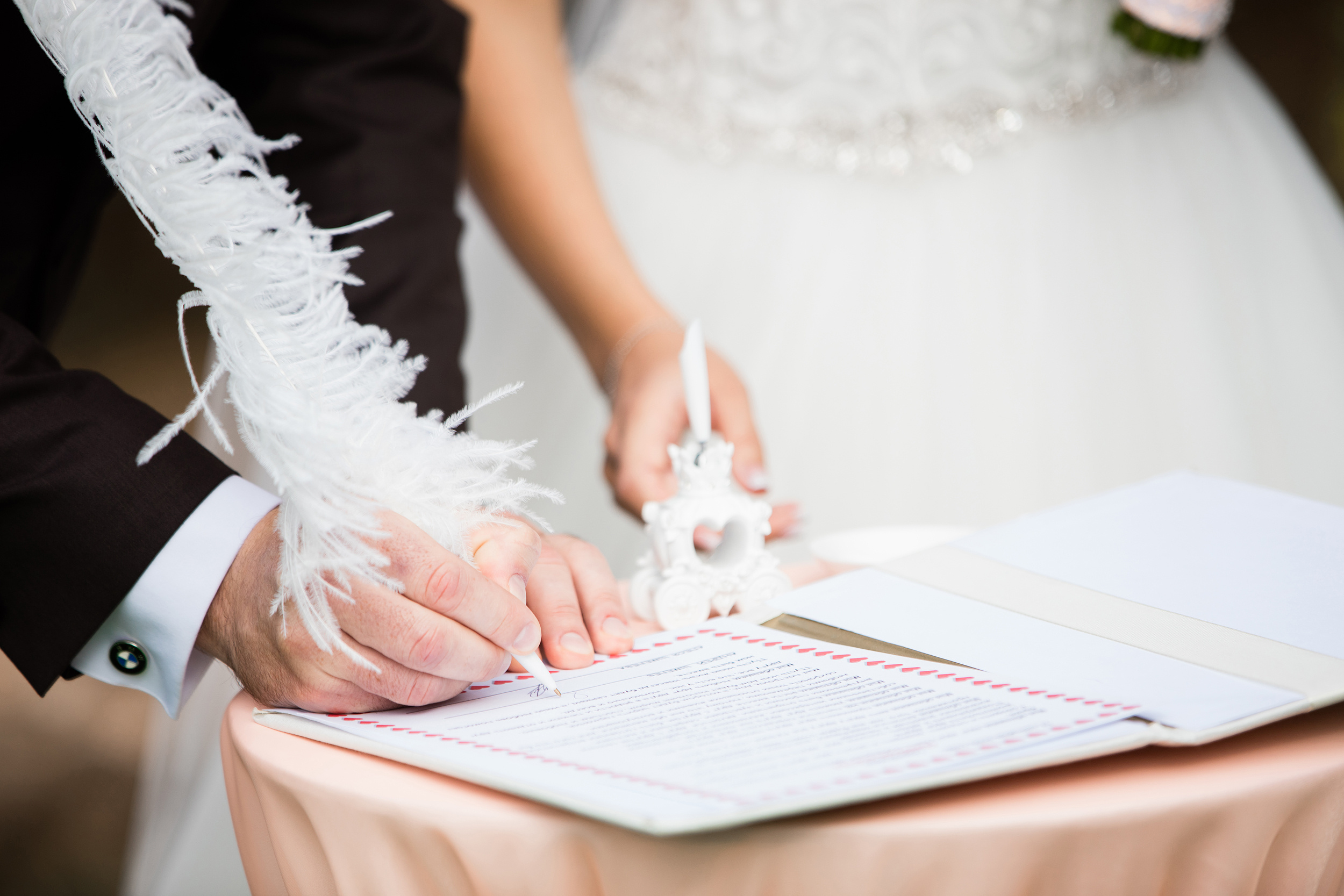 Красивая свадебная фотосессия в Солигорске. Европейская фотография