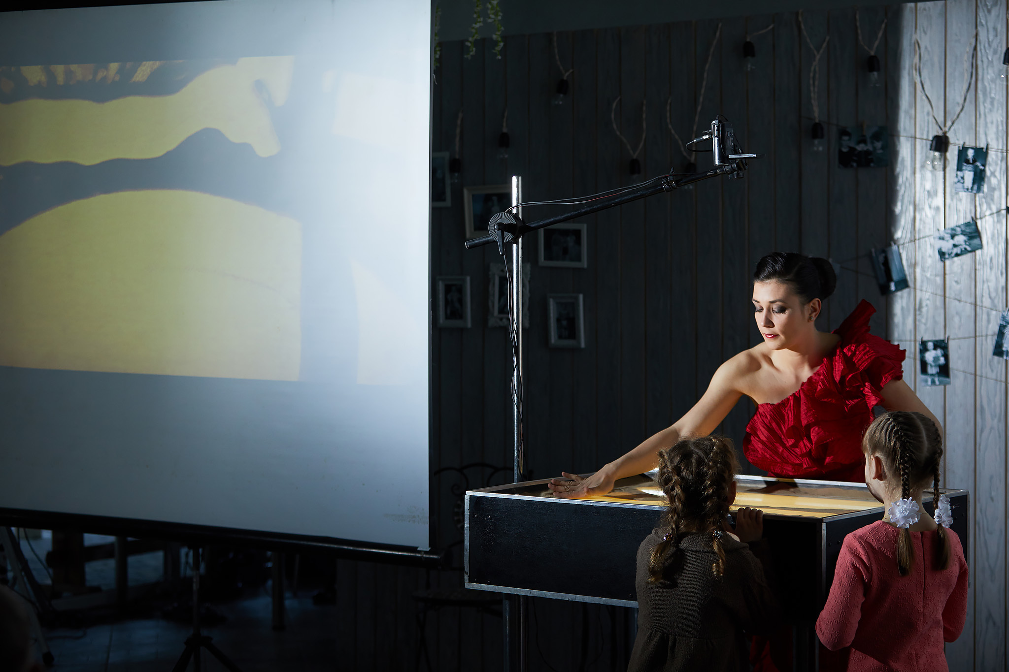 Сборы невесты на квартире. Жених и невеста собираются вместе.  Свадьба