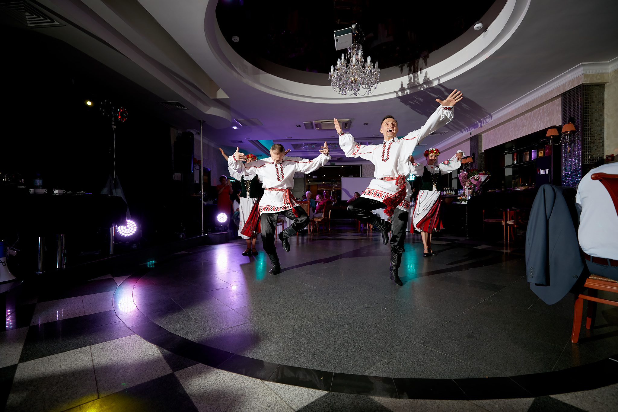 Денис и Вероника. Фотограф в Минске. Фотосессия на природе и в отеле