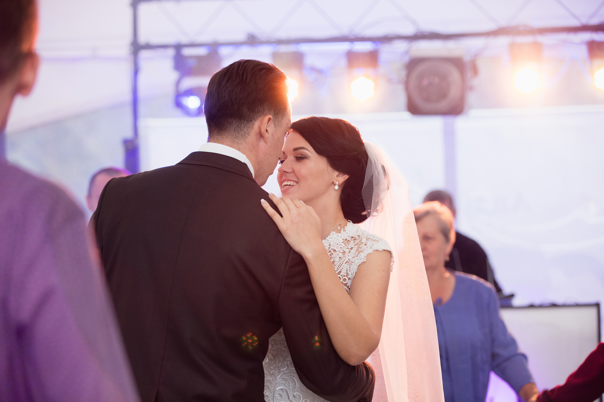 Красивая свадебная фотосессия в Солигорске. Европейская фотография