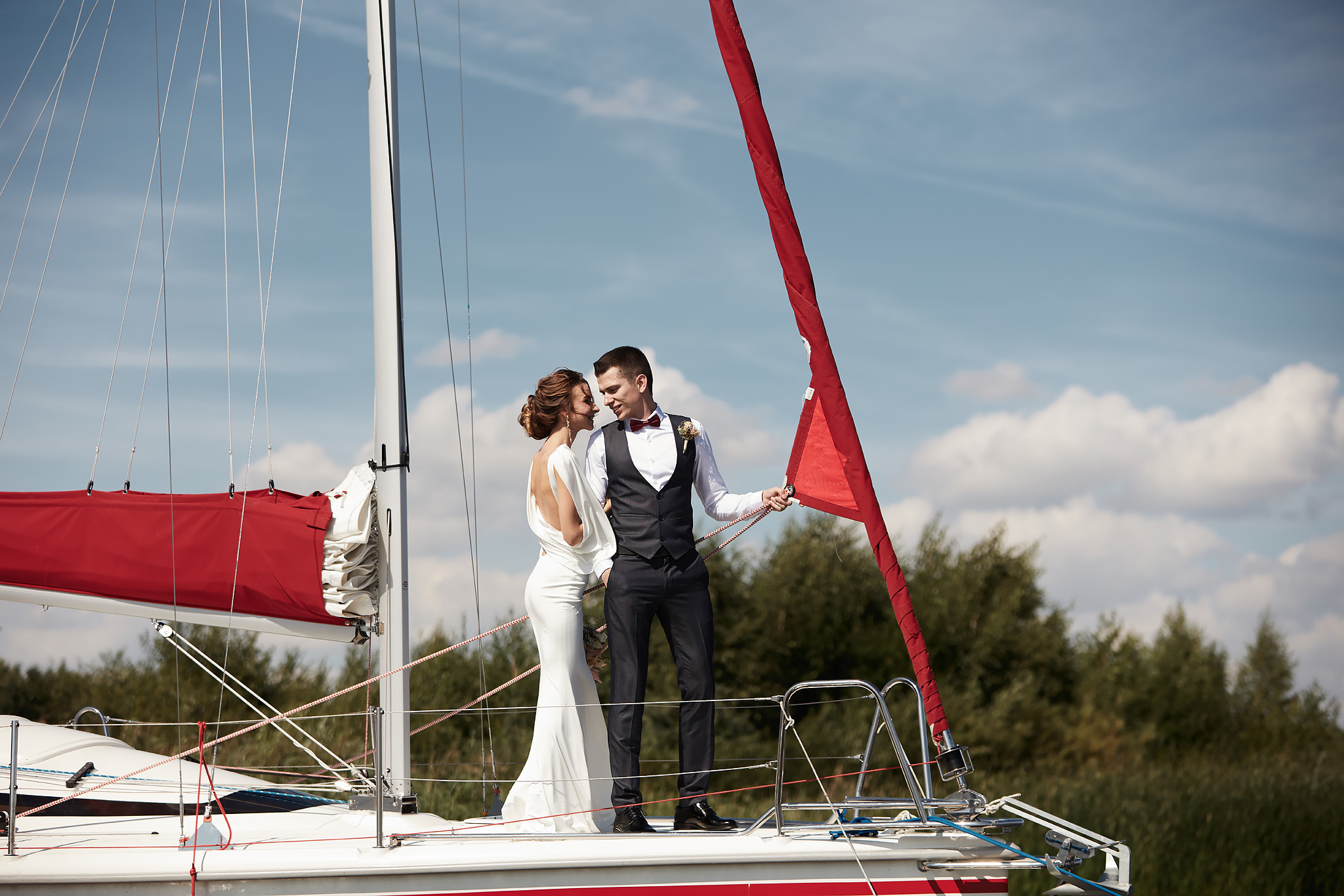 Свадьба на море. Свадьба на яхте в Солигорске. Яхта в Солигорске. Фото