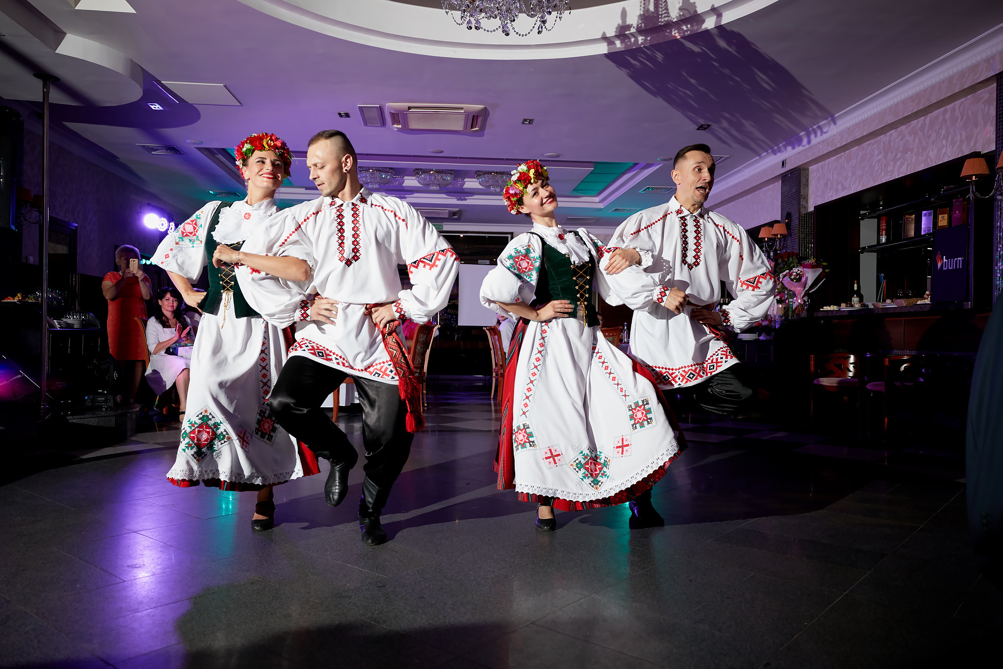 Денис и Вероника. Фотограф в Минске. Фотосессия на природе и в отеле