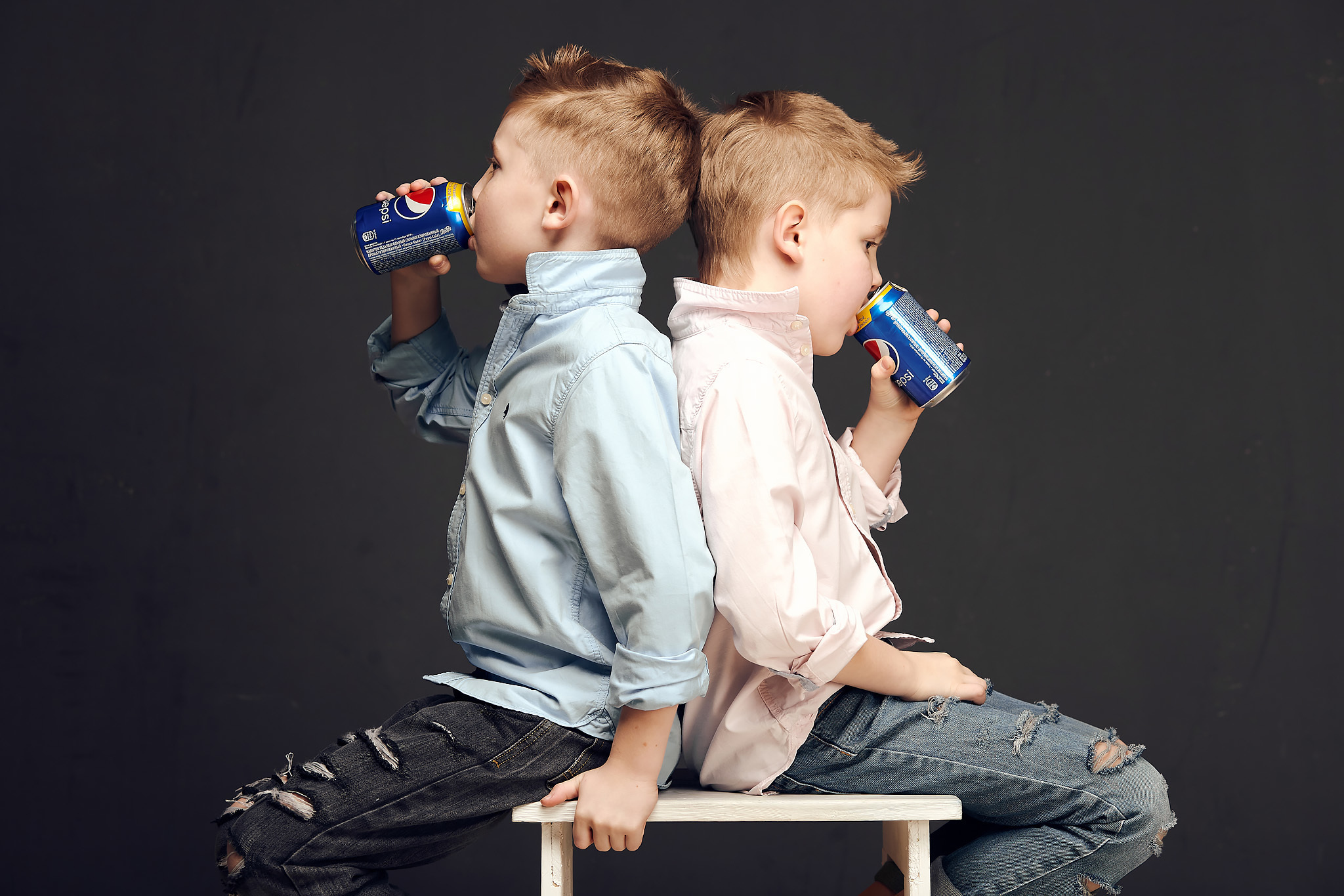 Семейная фотосессия на улице, в студии. Детская фотосъемка, индивидуал