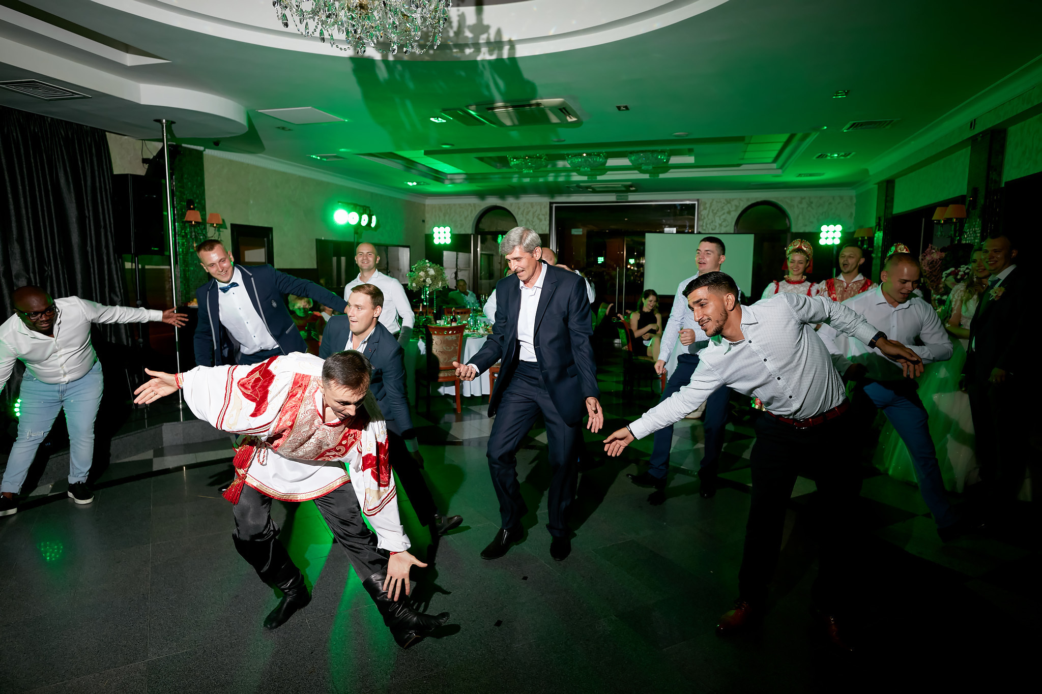 Денис и Вероника. Фотограф в Минске. Фотосессия на природе и в отеле