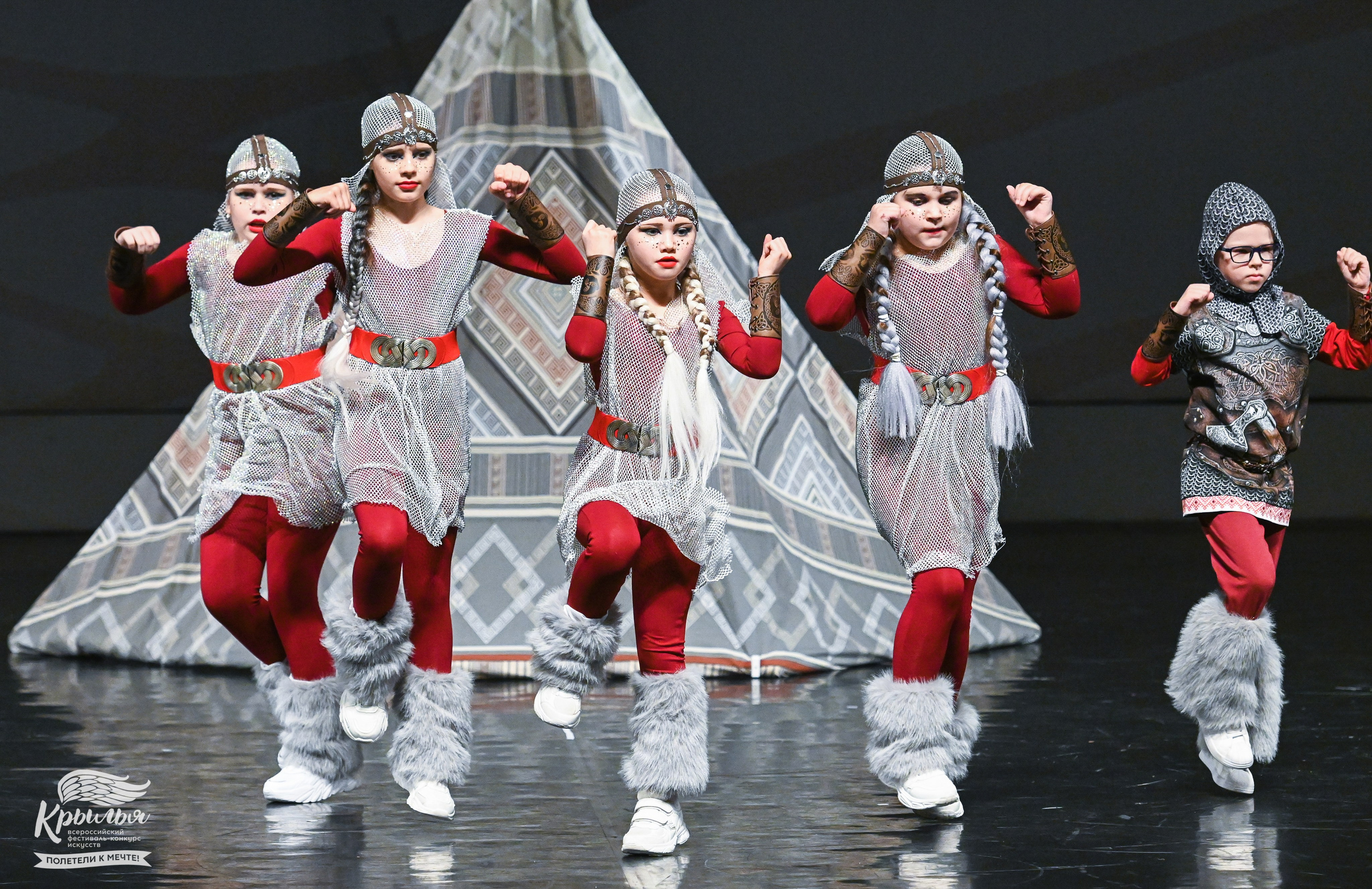 04.06.2025 Всероссийский фестиваль-конкурс искусств «Крылья» г. Санкт- Петербург. Медиастудия Фото Концепт