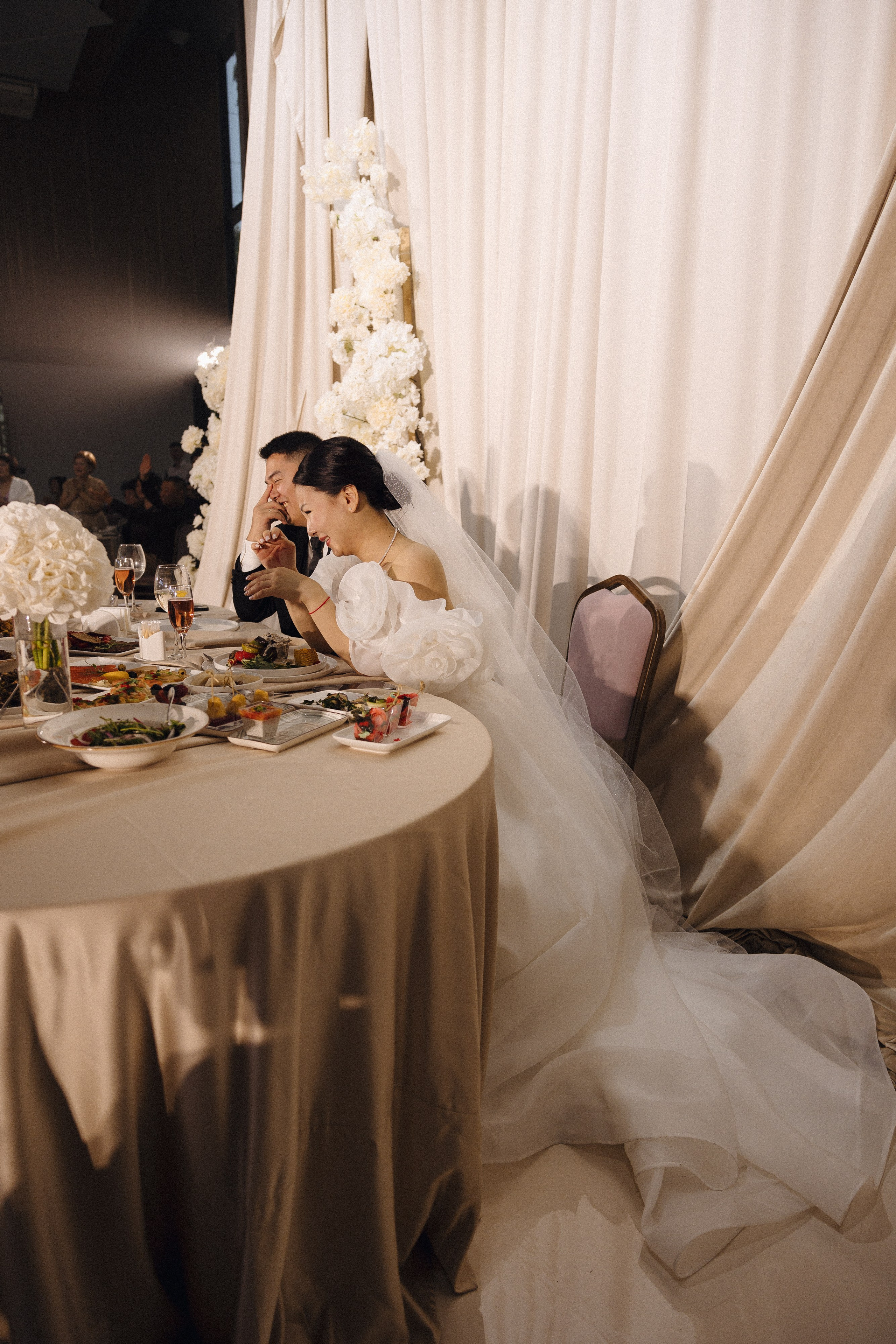 ПАРК СИТИ, MARY WHITE. Свадебный и индивидуальный фотограф в Челябинске Евгения Негодяева