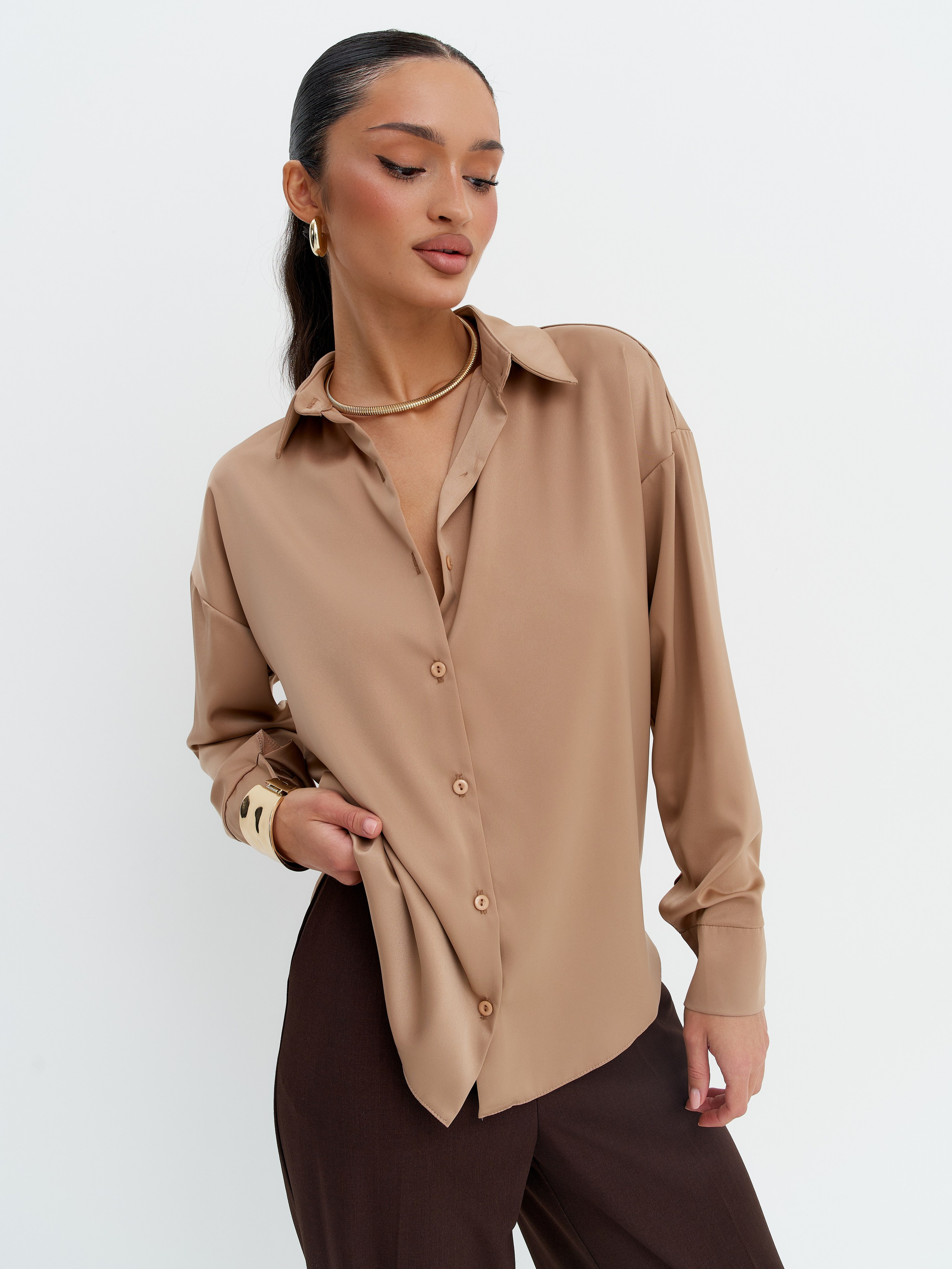 Brandbook рубашка. Фотограф для маркетплейсов в Москве