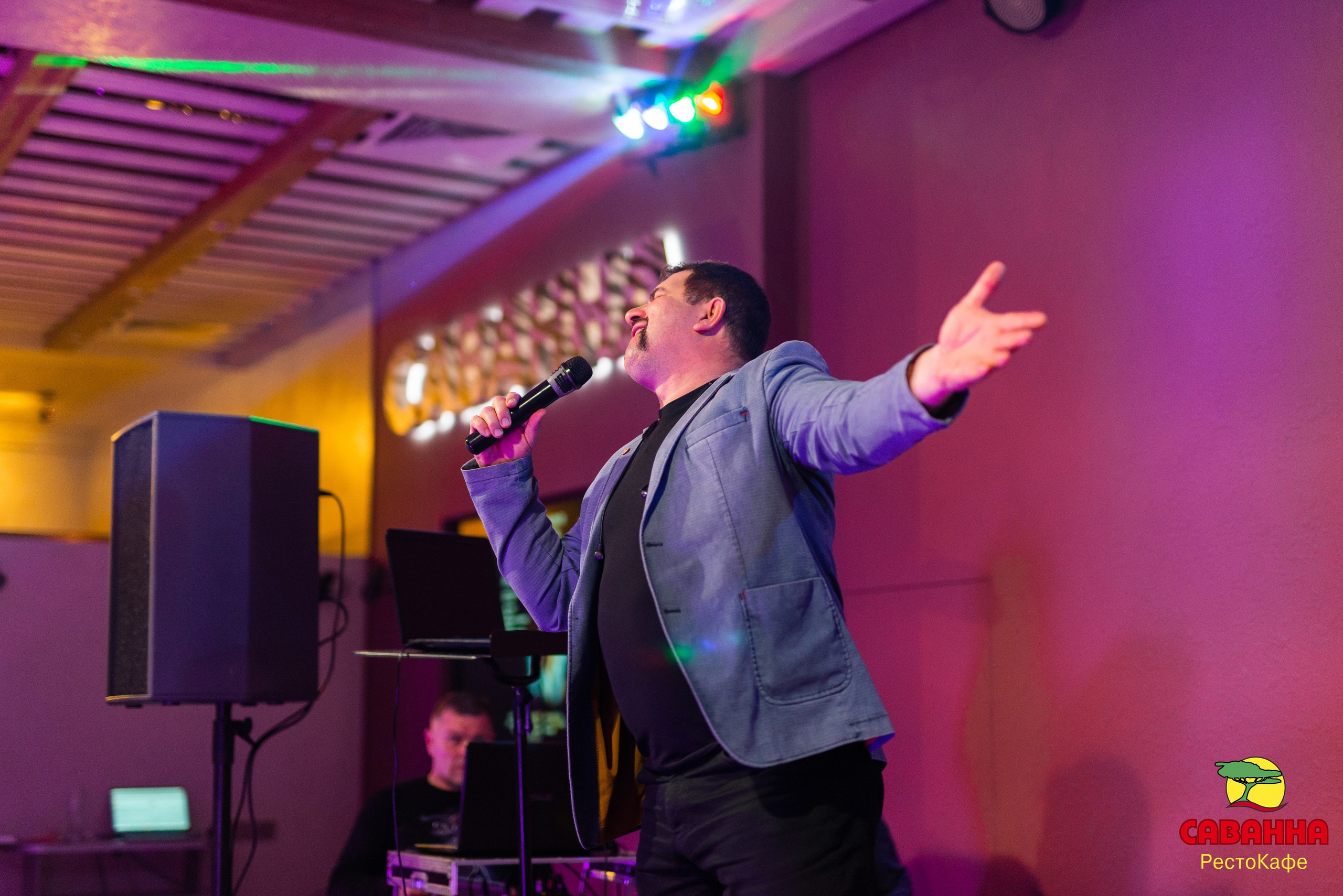 Гр. Владимир и гр. Хорошая песня. Свадебный фотограф в Рязани Вагнер Владимир