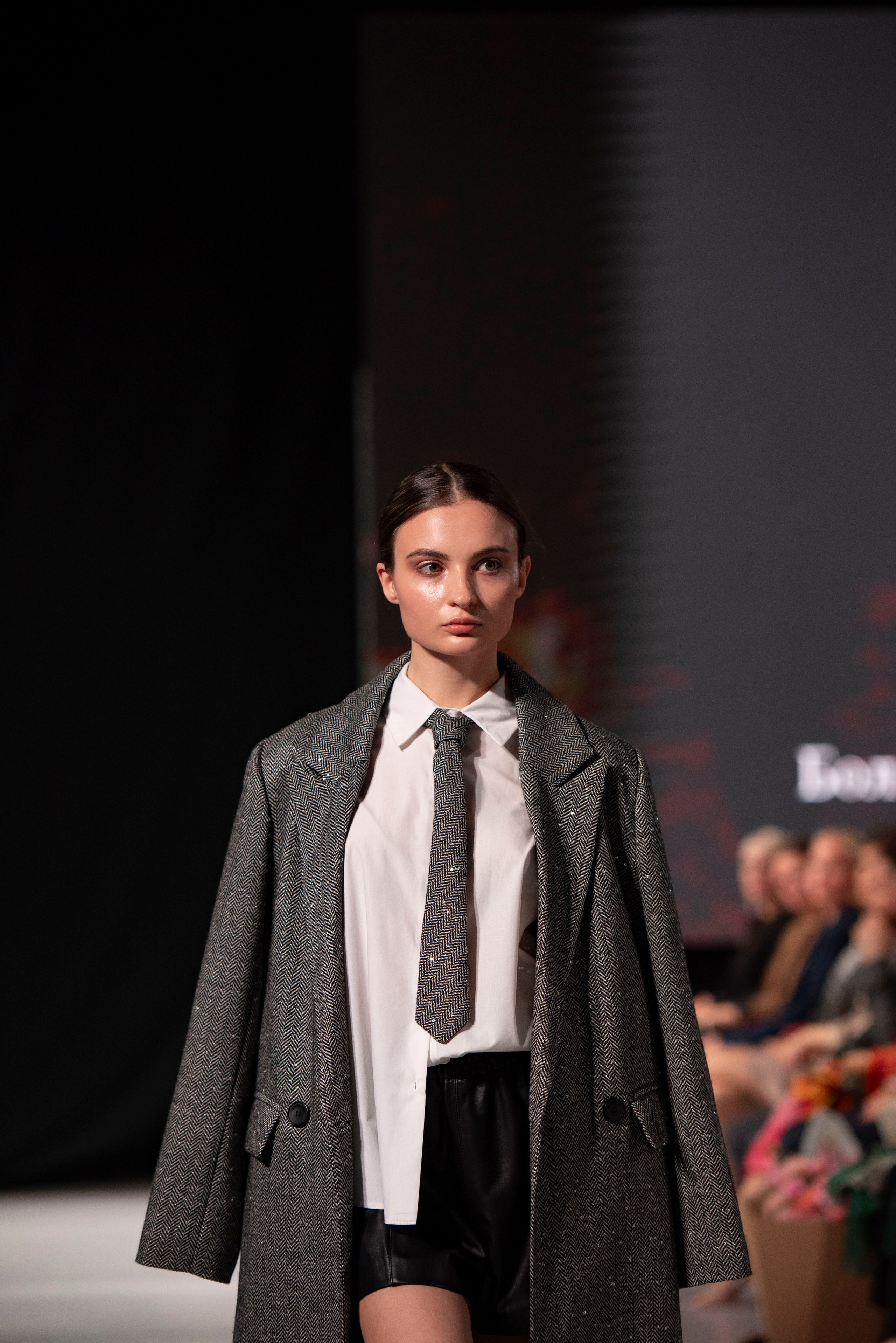 Фотограф на модельный показ. Свадебный, семейный, фэшн фотограф, школьный фотограф в Сочи