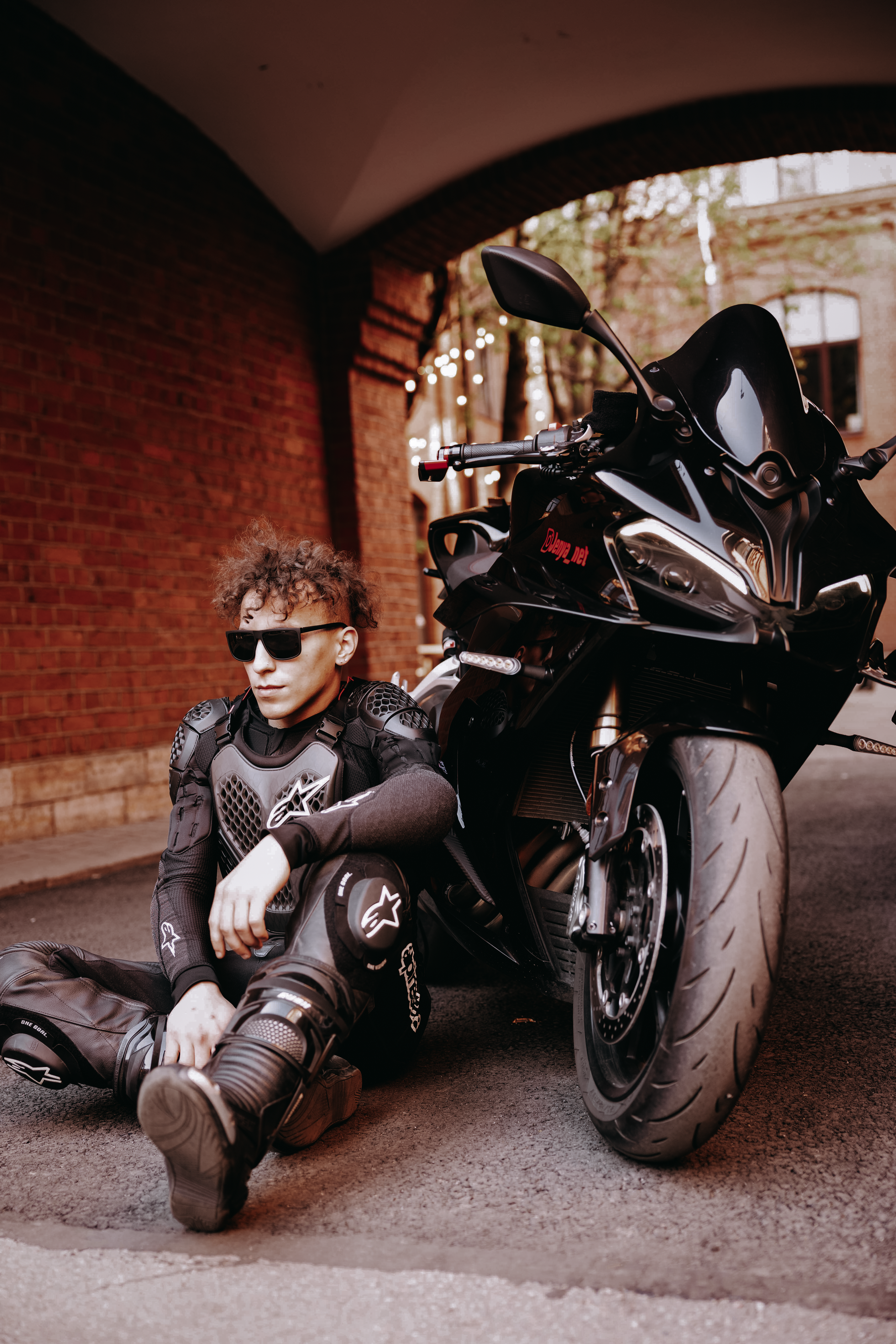 МОТО. Женский и свадебный фотограф в Санкт-Петербурге Элизабет Ланцова. Будуарные съемки, свадебные съемки, лавстори, контент-съемка