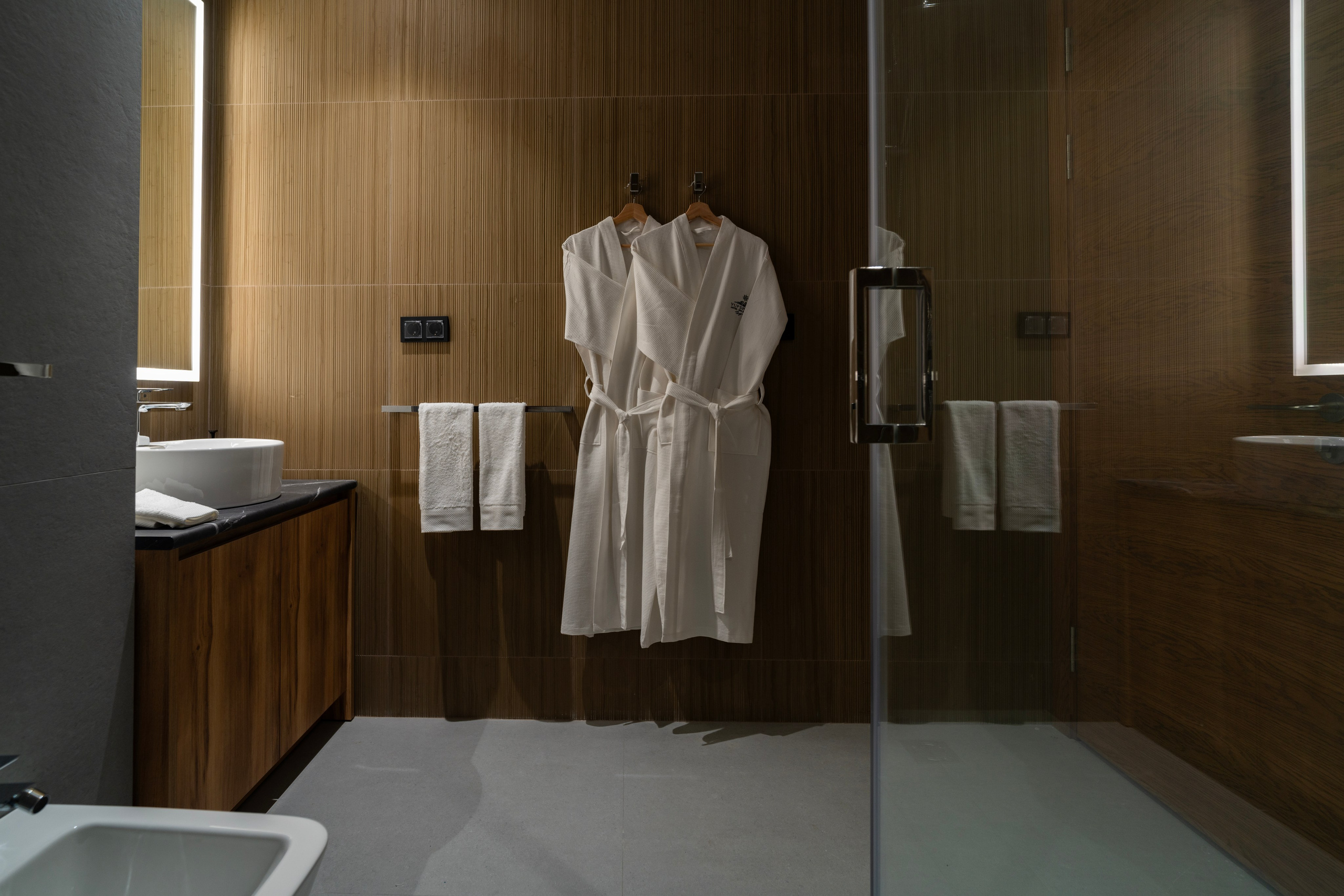 Отель Юпшара. Главная