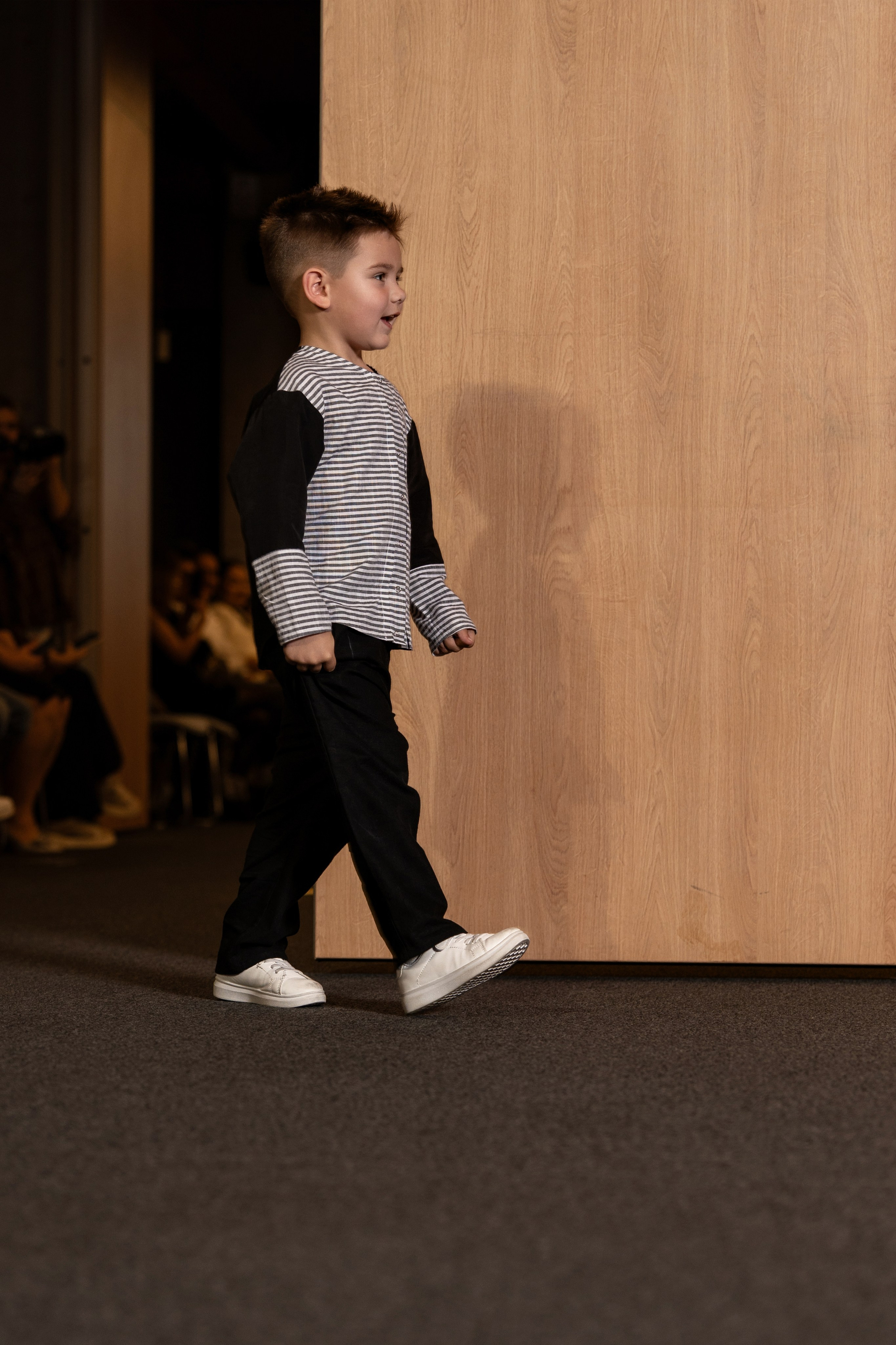 Brand Mila_R. Сайт Алматинского НЮ АРТ, будуар и фэшн фотографа Дениса Карпенко