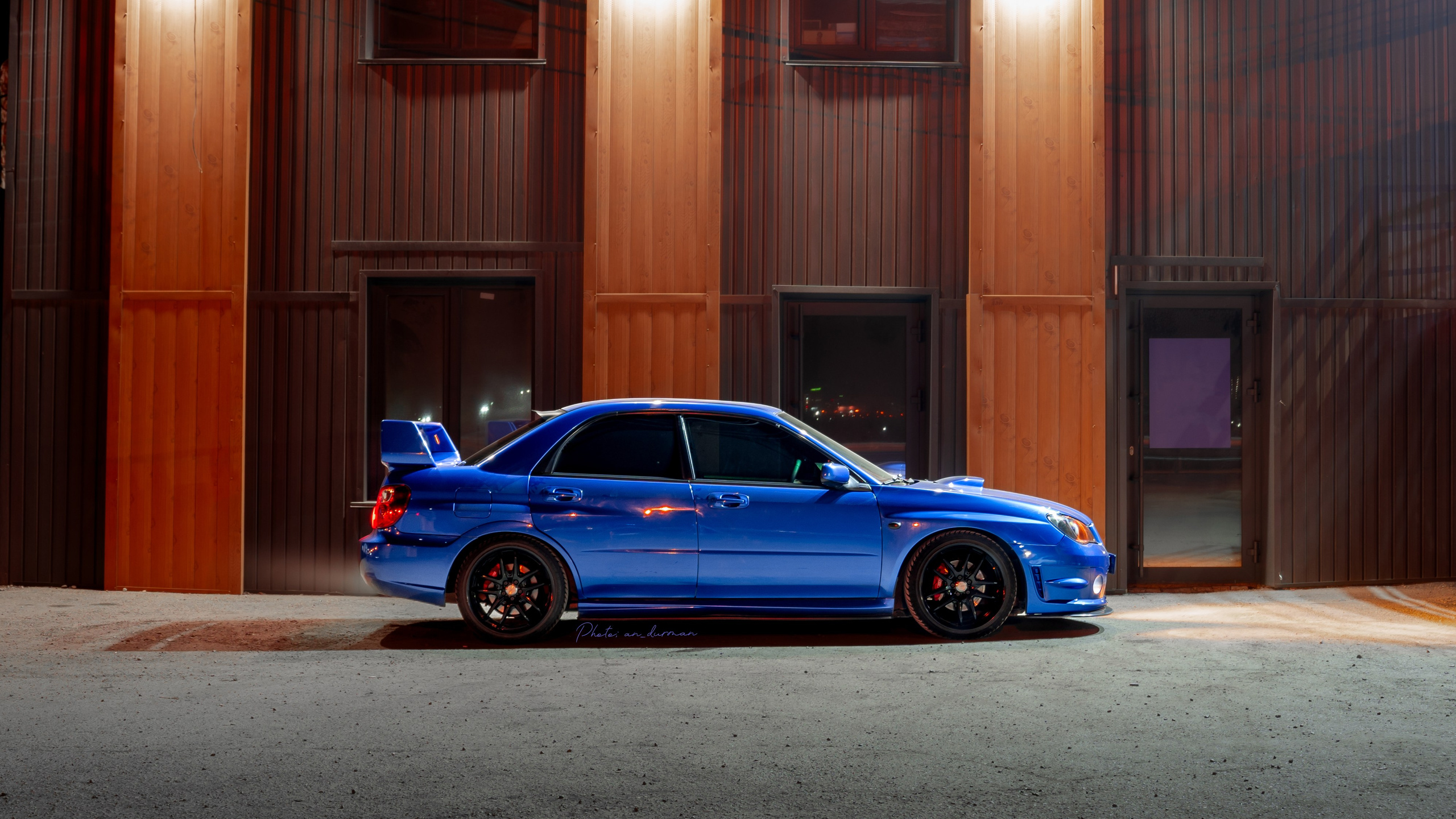 Subaru Impreza WRX STI 25'. Фотограф, видеограф и пилот дрона на Байкале
