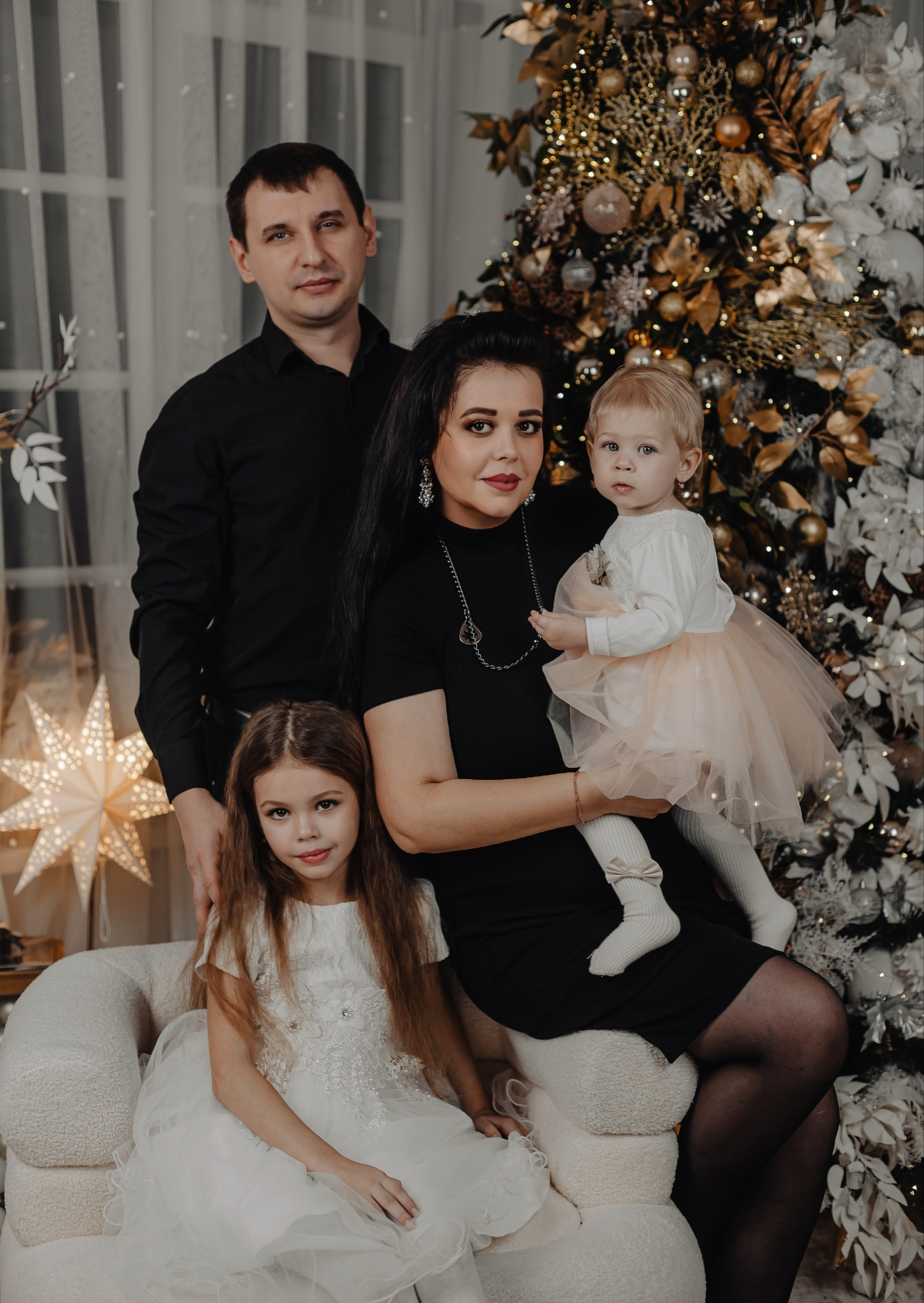 Оля с семьей. Фотограф Брянск