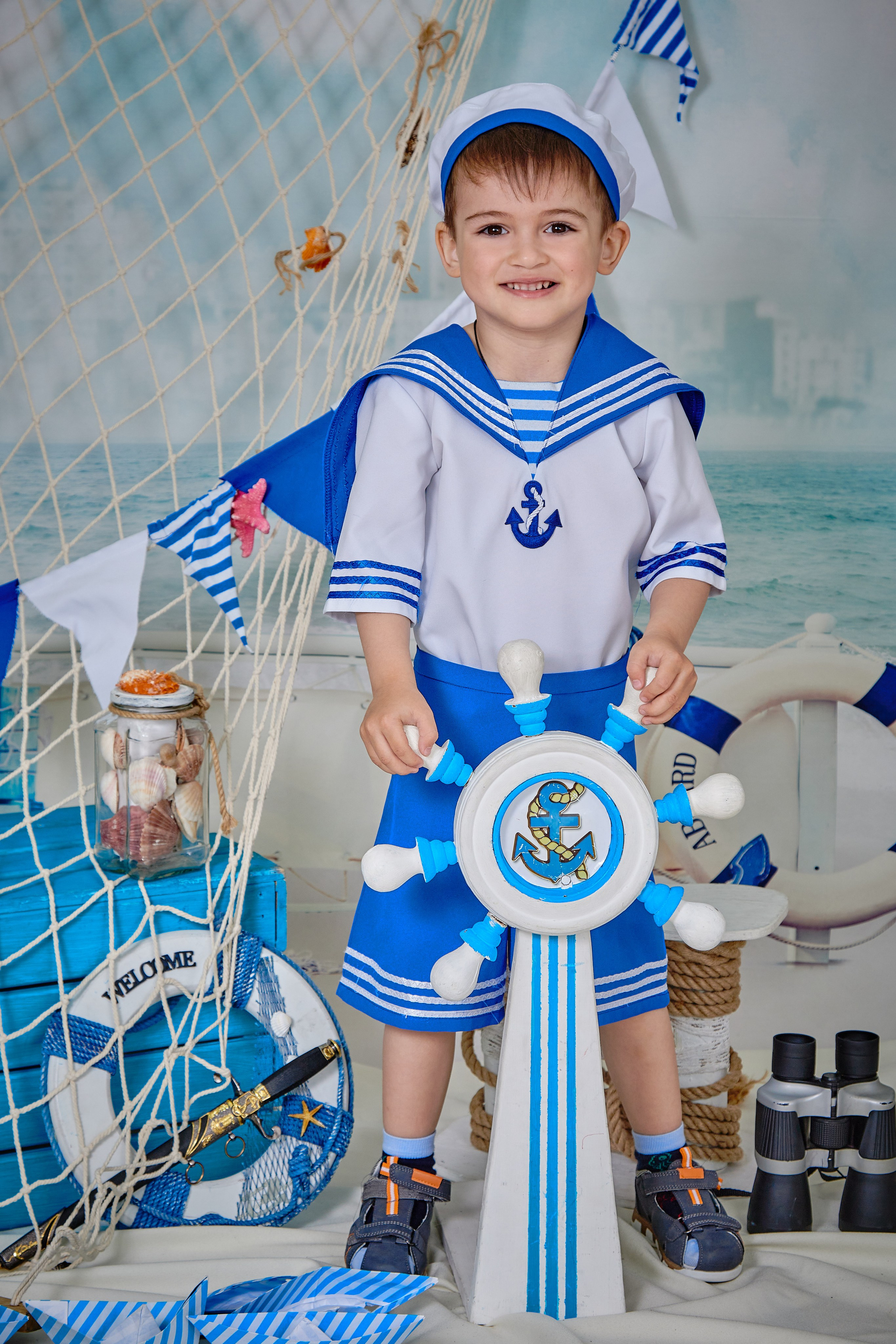 Морячка и моряк. Детская выездная фотостудия