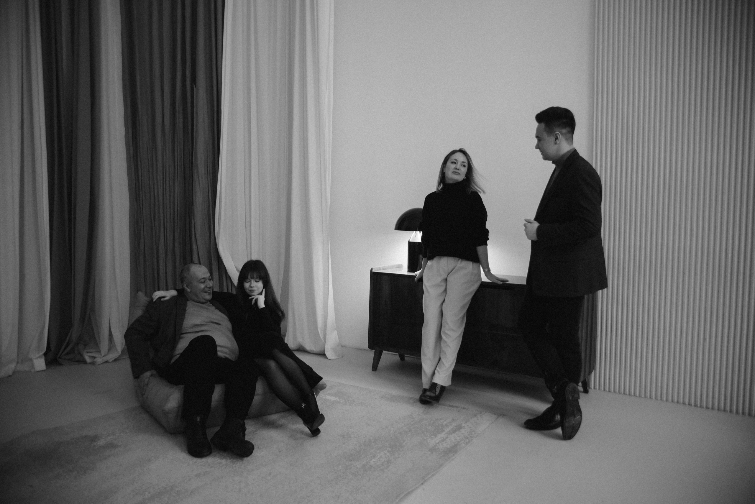 Молодые родители и взрослые дети. Фотограф Лола Волна, город Москва