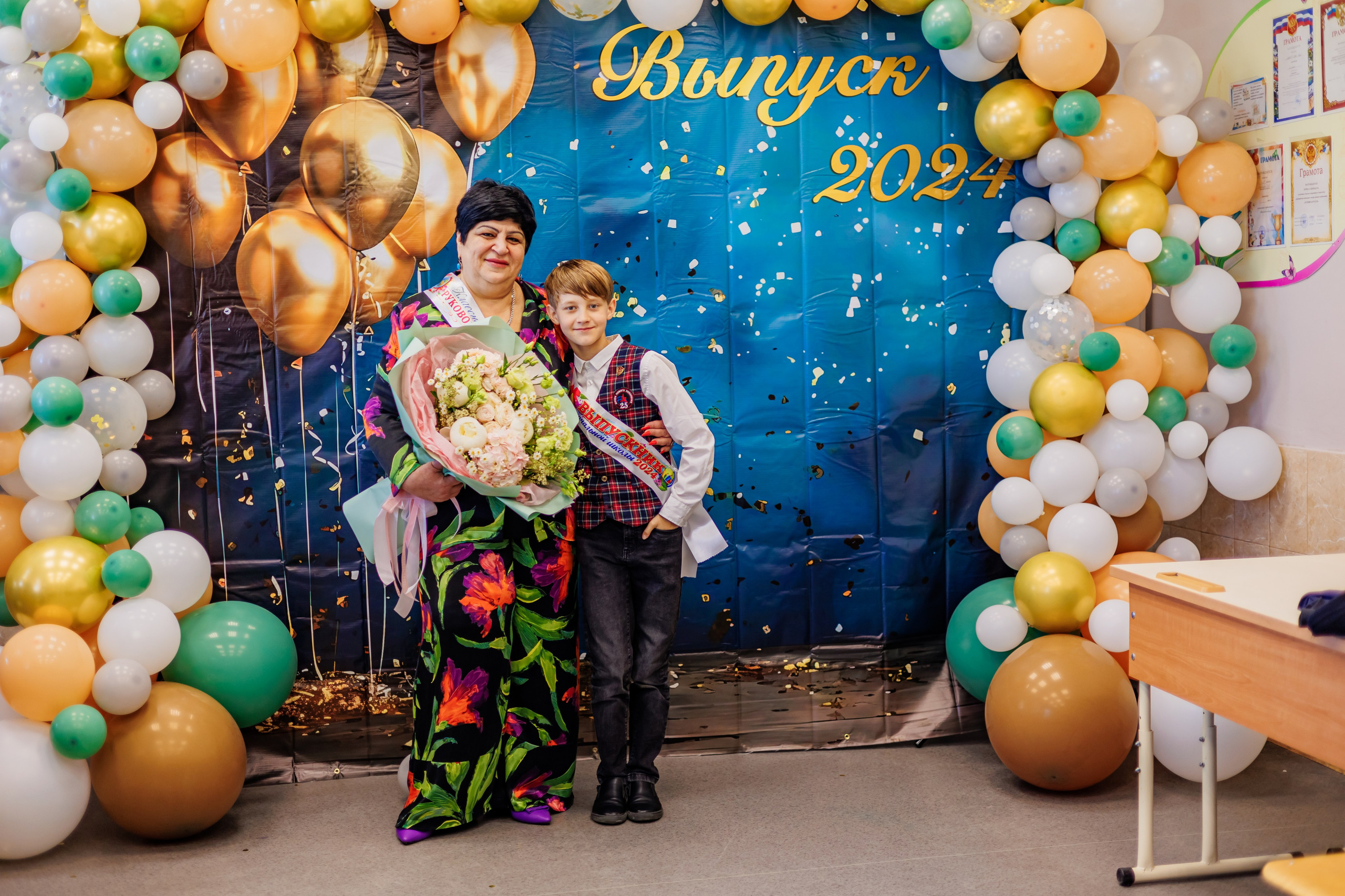 Выпуск 4а 25школа'24 год. Свадебный и семейный фотограф в Армавире