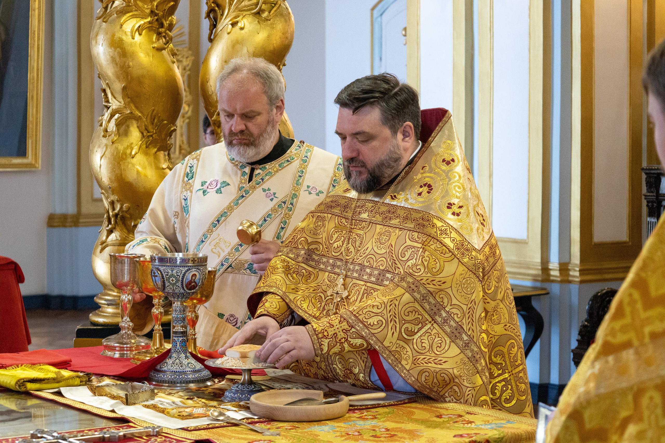 НЕДЕЛЯ 2-Я ПО ПЯТИДЕСЯТНИЦЕ. ВСЕХ СВЯТЫХ, В ЗЕМЛЕ РУССКОЙ ПРОСИЯВШИХ. НИКОЛО-БОГОЯВЛЕНСКИЙ МОРСКОЙ СОБОР